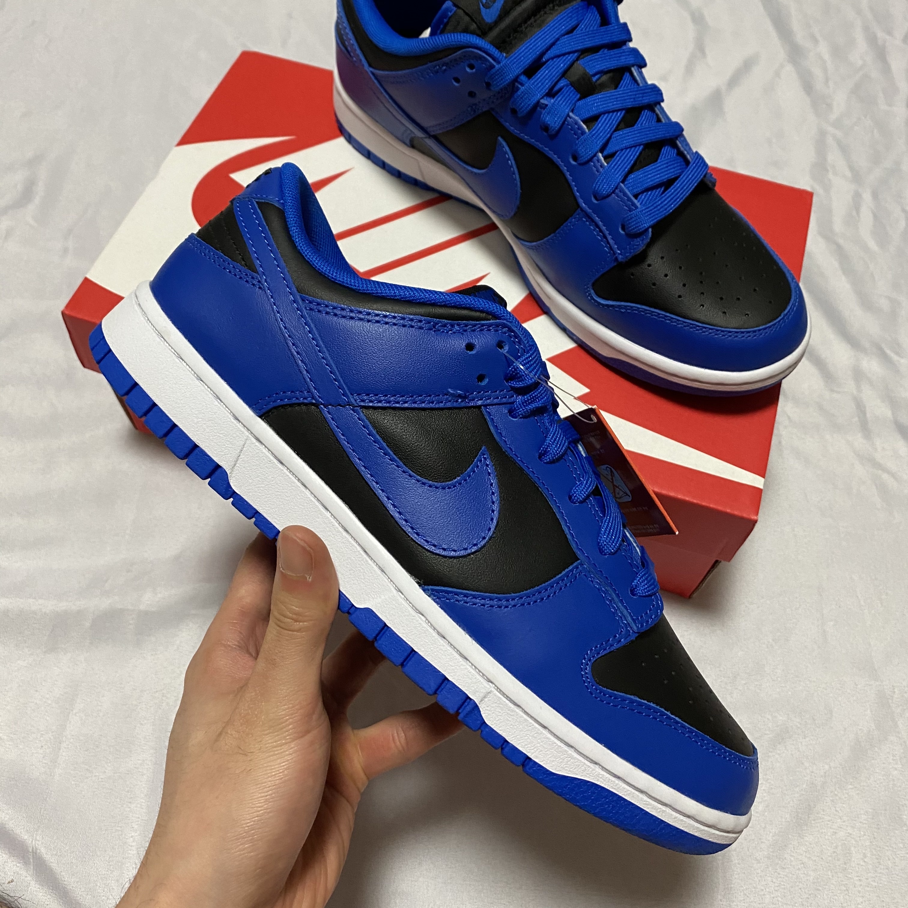 Nike Dunk Low Retro Hyper Cobalt 착용 스타일