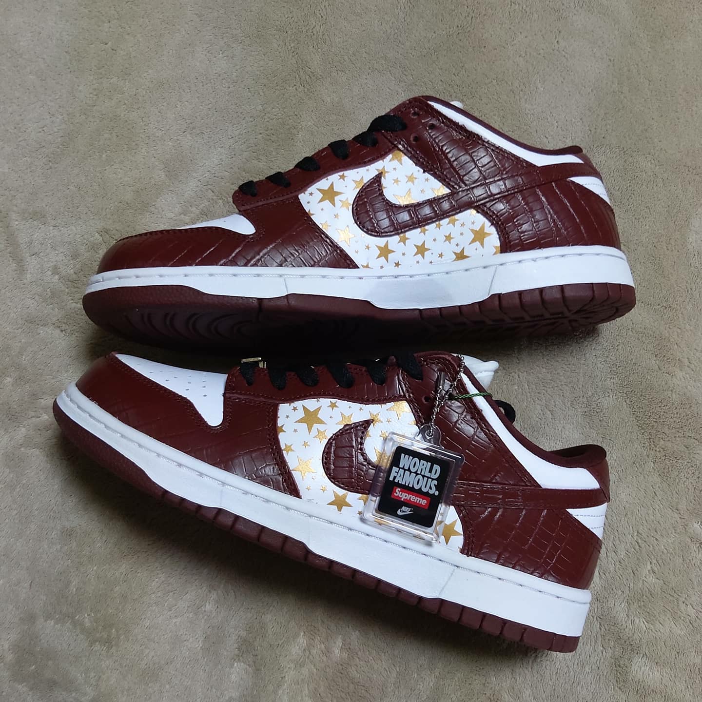 Nike x Supreme SB Dunk Low Barkroot Brown 착용 스타일 - 4