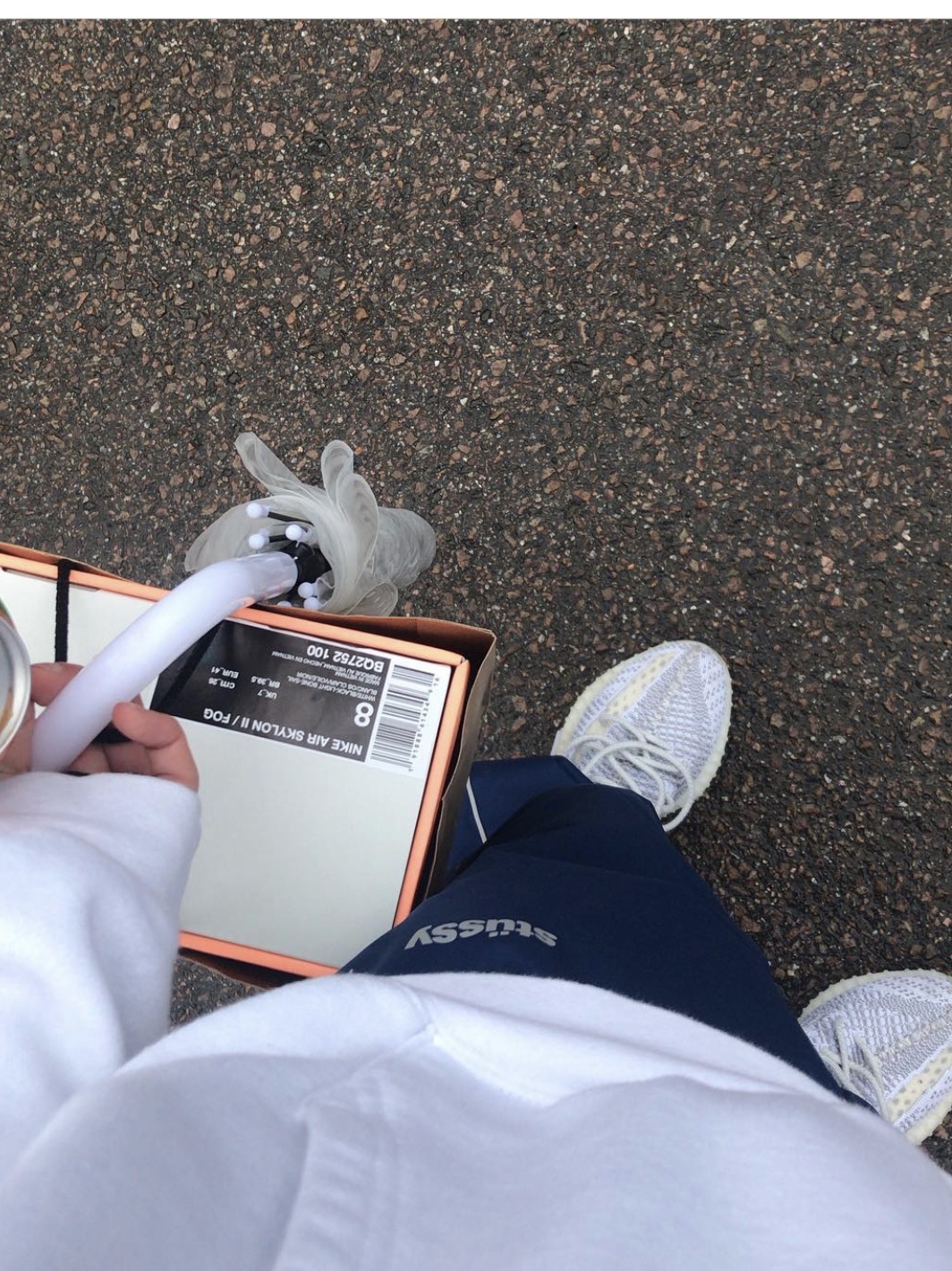 Adidas Yeezy Boost 350 V2 Static - Reflective 착용 스타일
