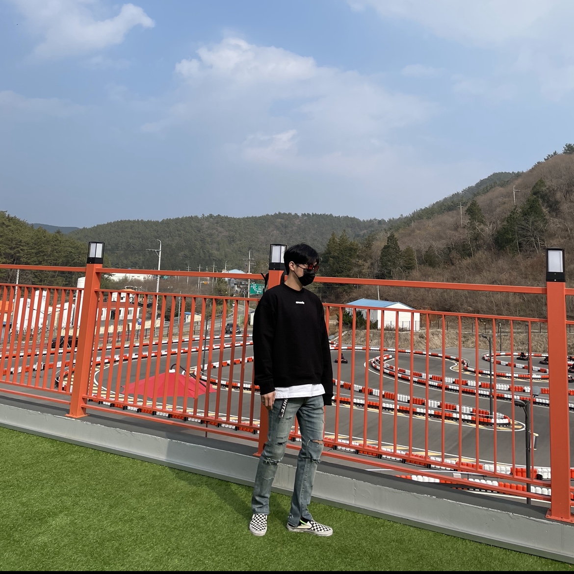 Vans Classic Slip-On Mule Checkerboard Black White 착용 스타일 - 1