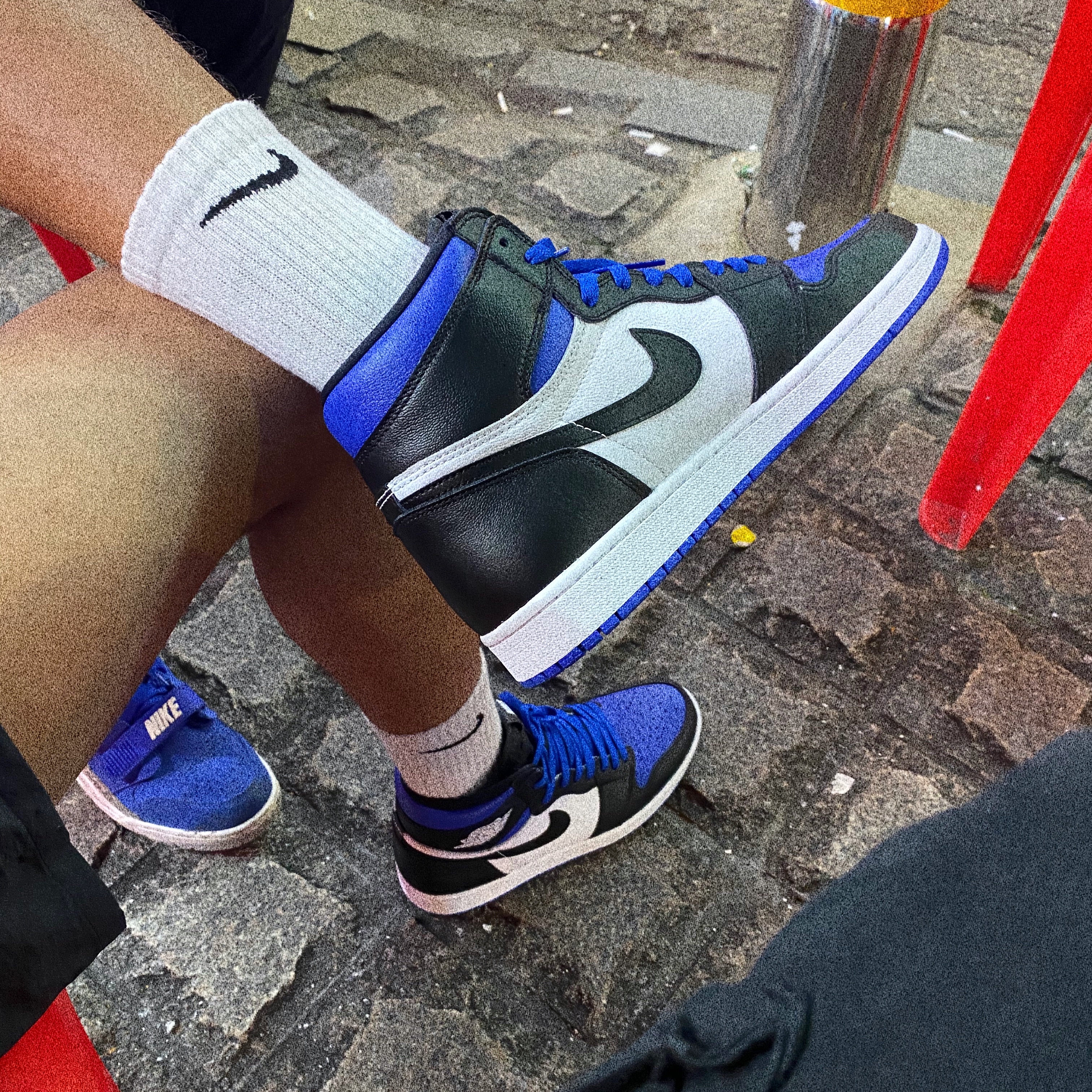 Jordan 1 Retro High OG Royal Toe 착용 스타일 - 2