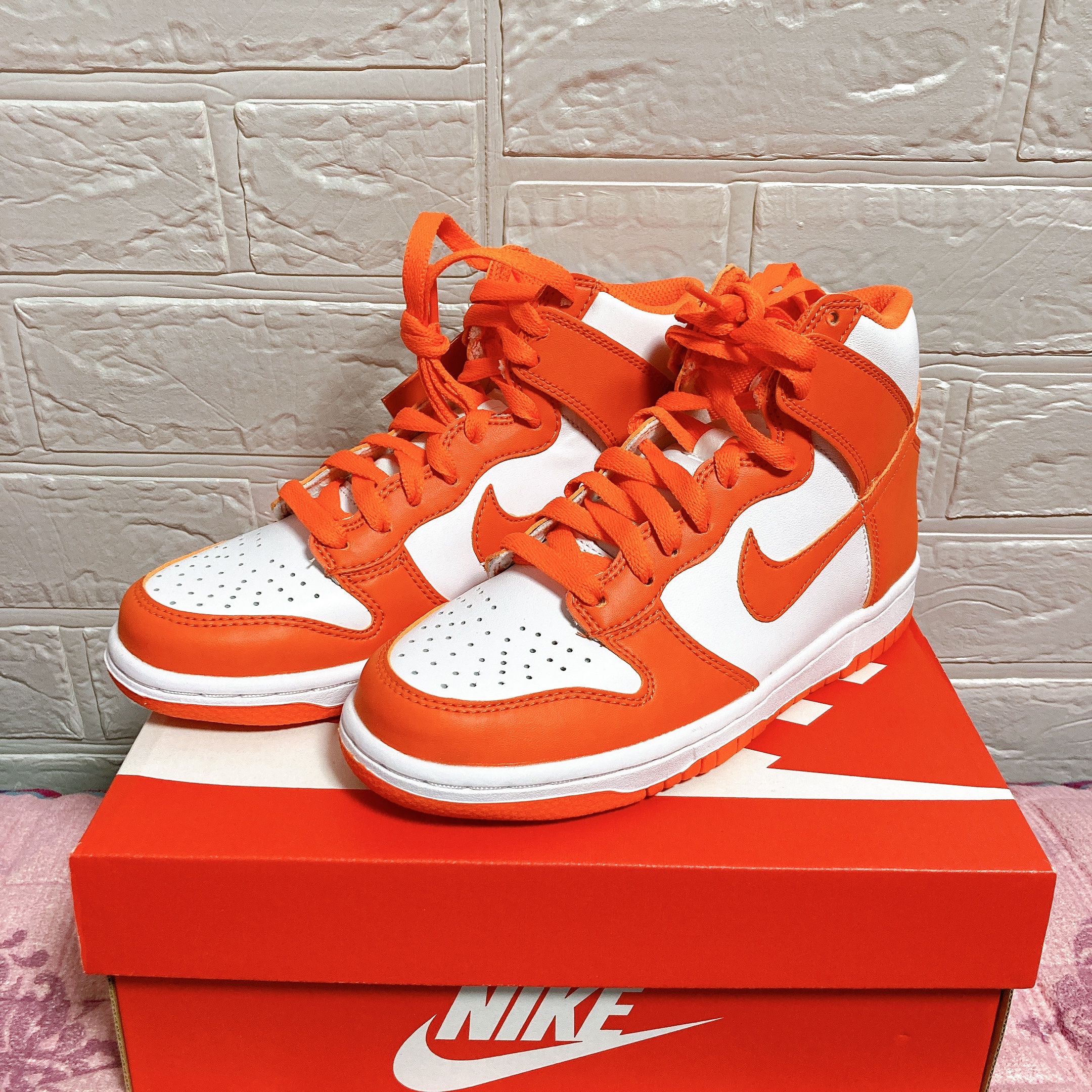 Nike Dunk High Retro Orange Blaze 착용 스타일 - 2