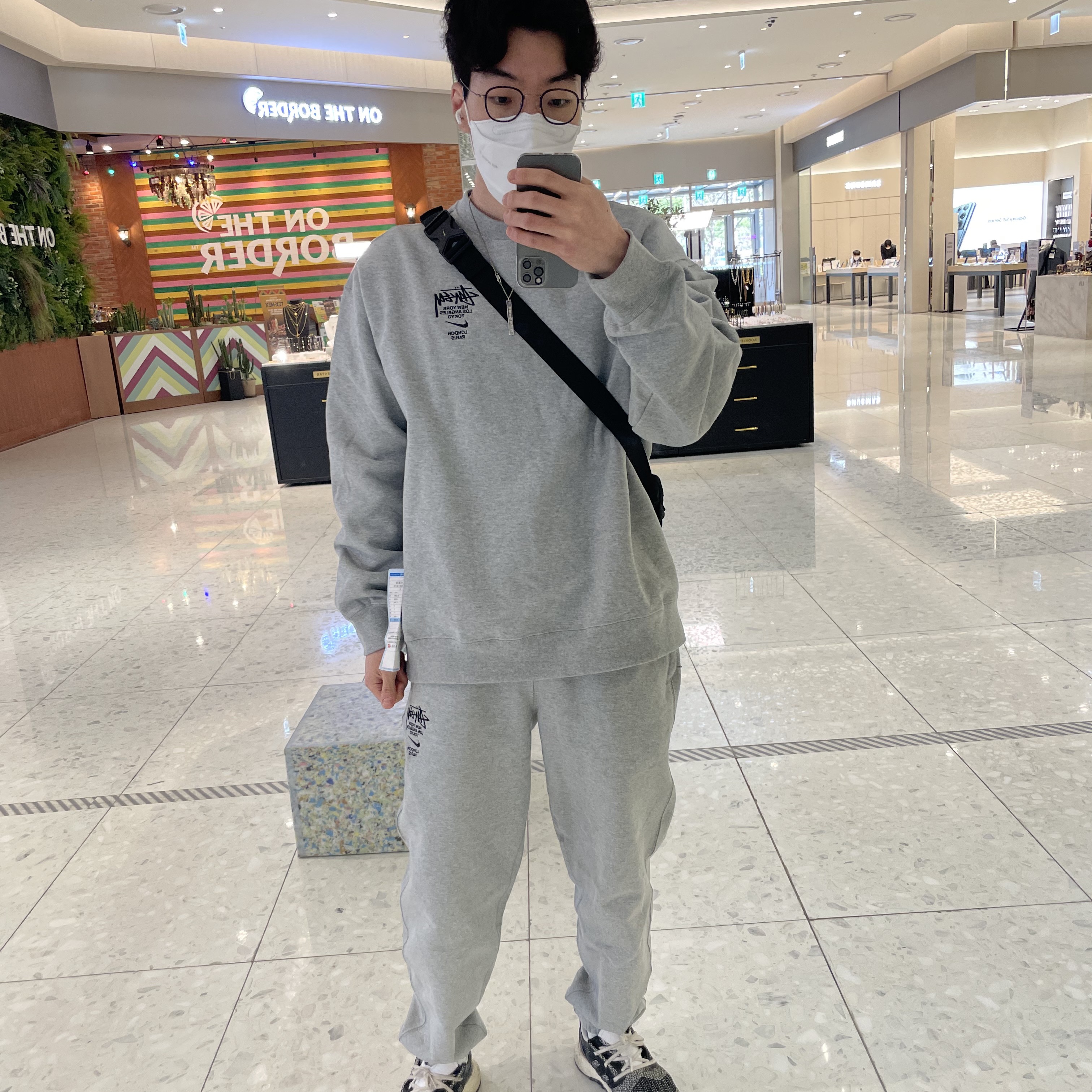 Nike x Stussy NRG ZR Fleece Crewneck Heather Grey - US/EU, Nike x Stussy NRG ZR Fleece Pants Heather Grey - US/EU 착용 스타일