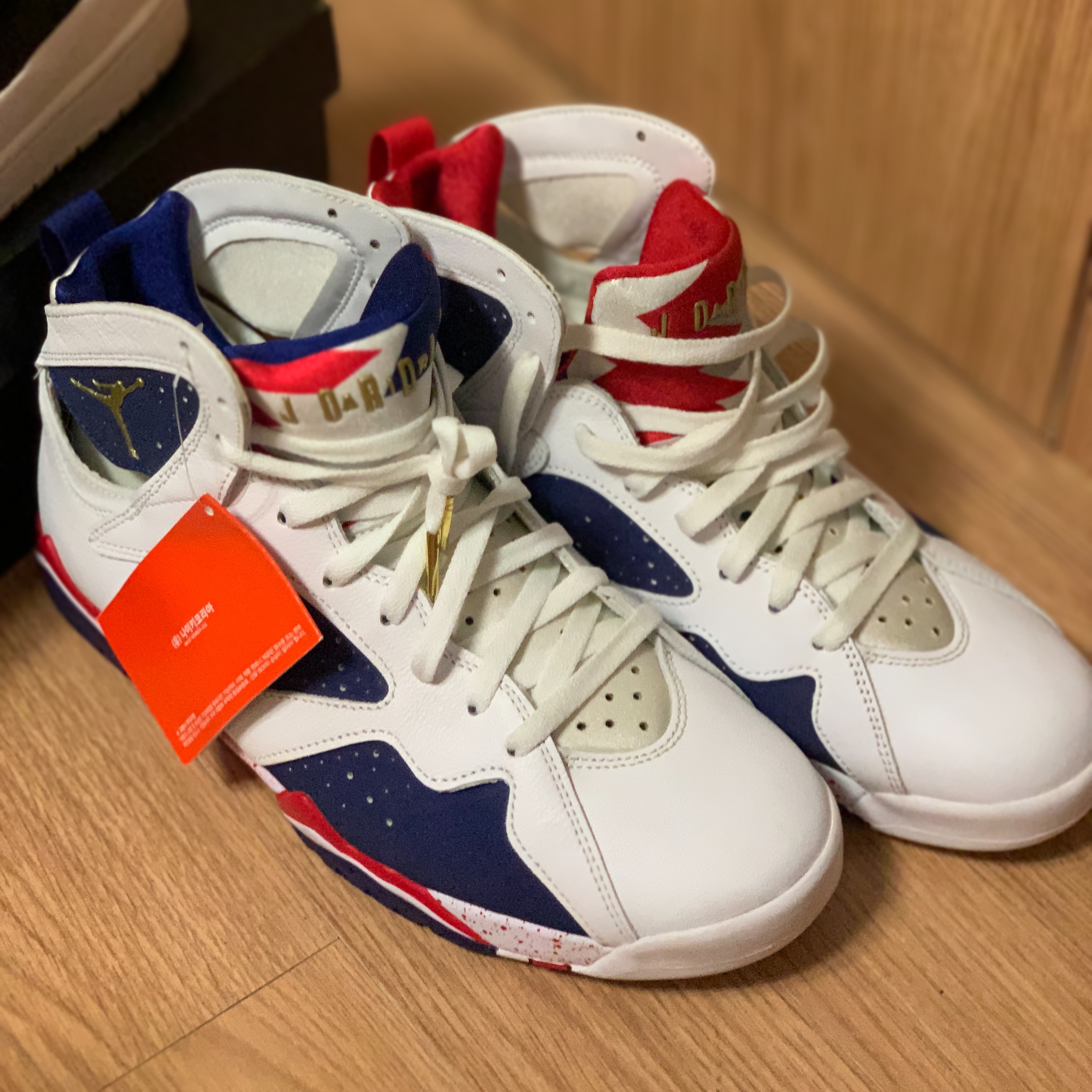 Jordan 7 Retro Tinker Alternate 착용 스타일 - 1