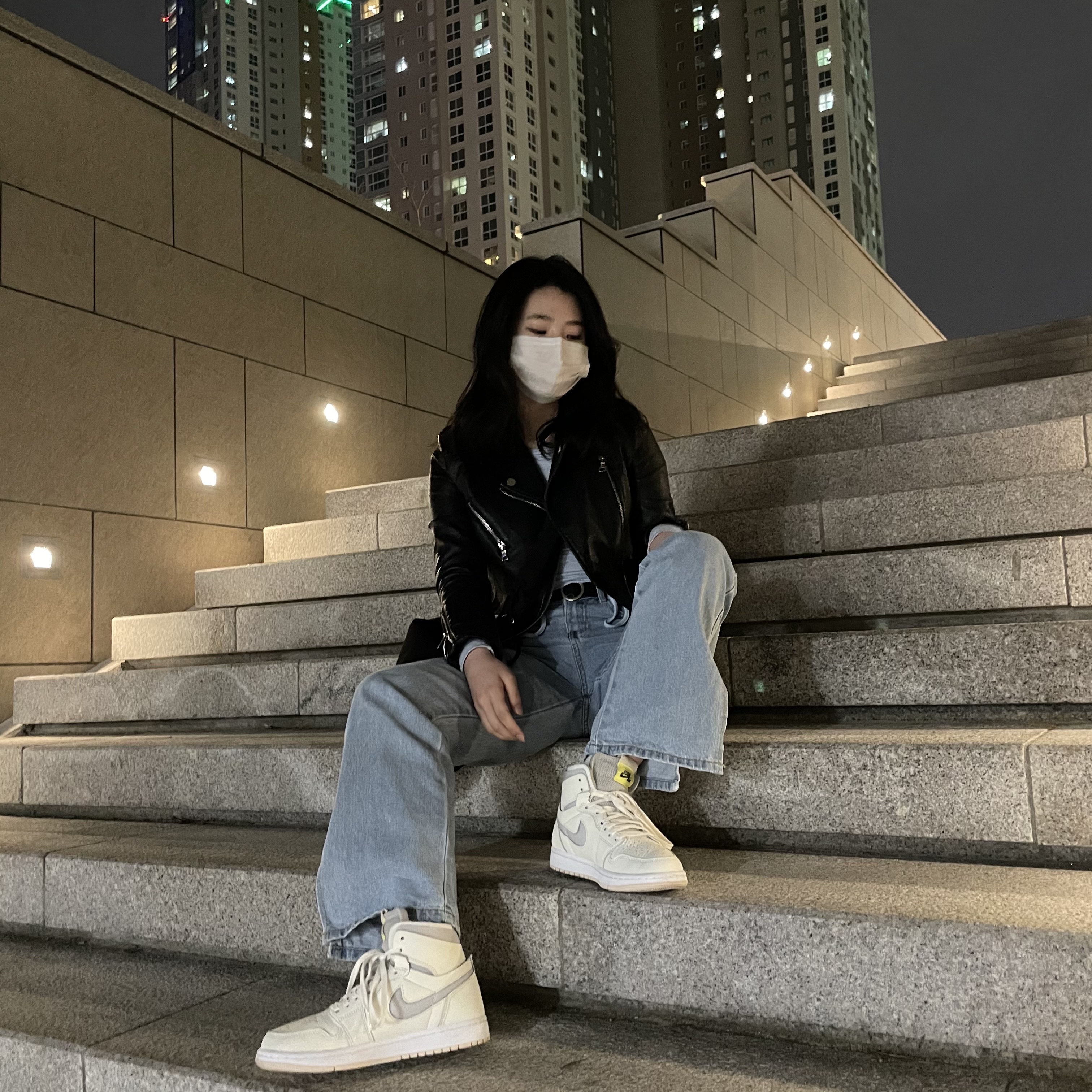 (W) Jordan 1 Zoom Air CMFT Sail 착용 스타일 - 2
