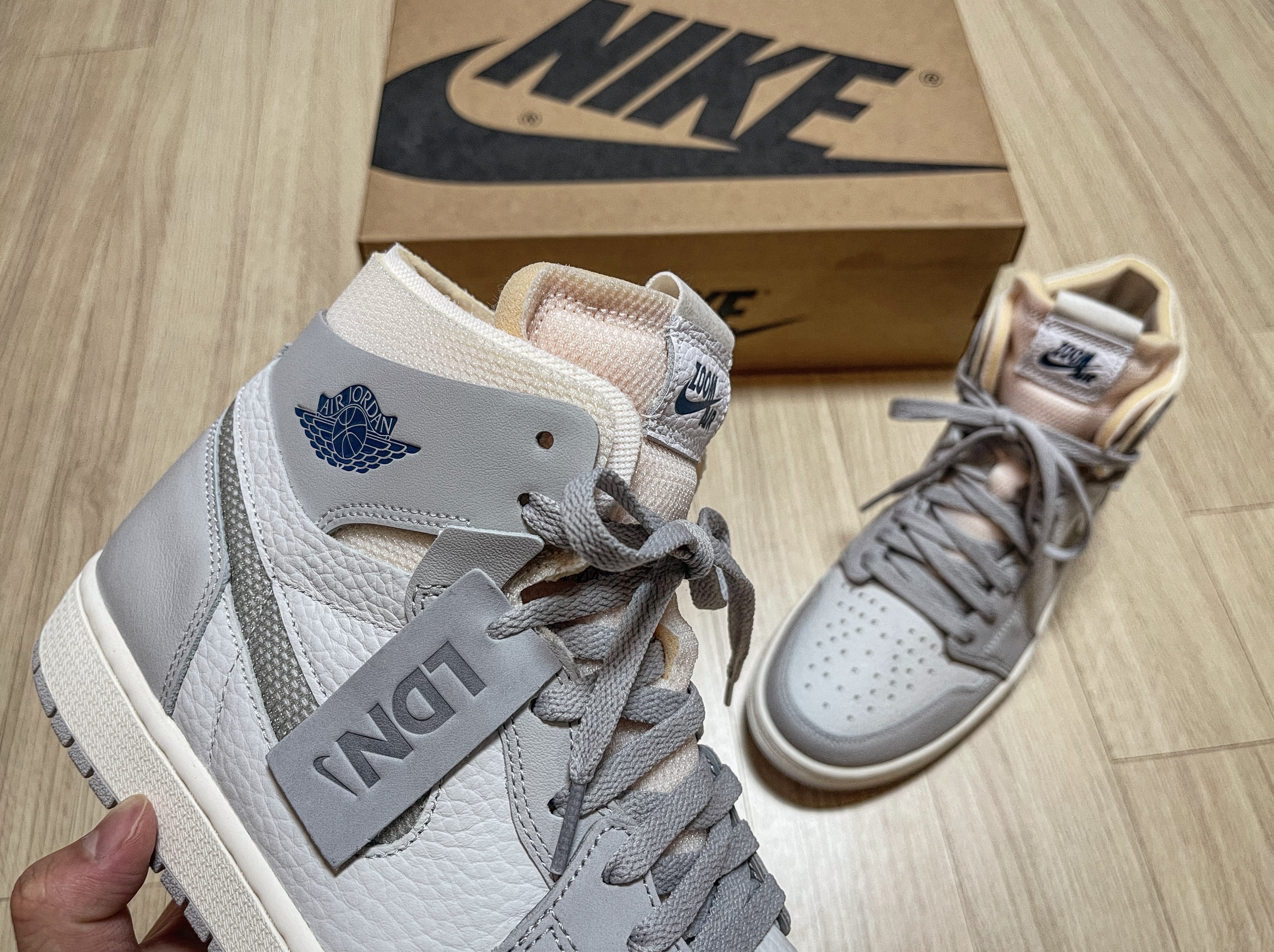 Jordan 1 Zoom Air CMFT London 착용 스타일 - 3