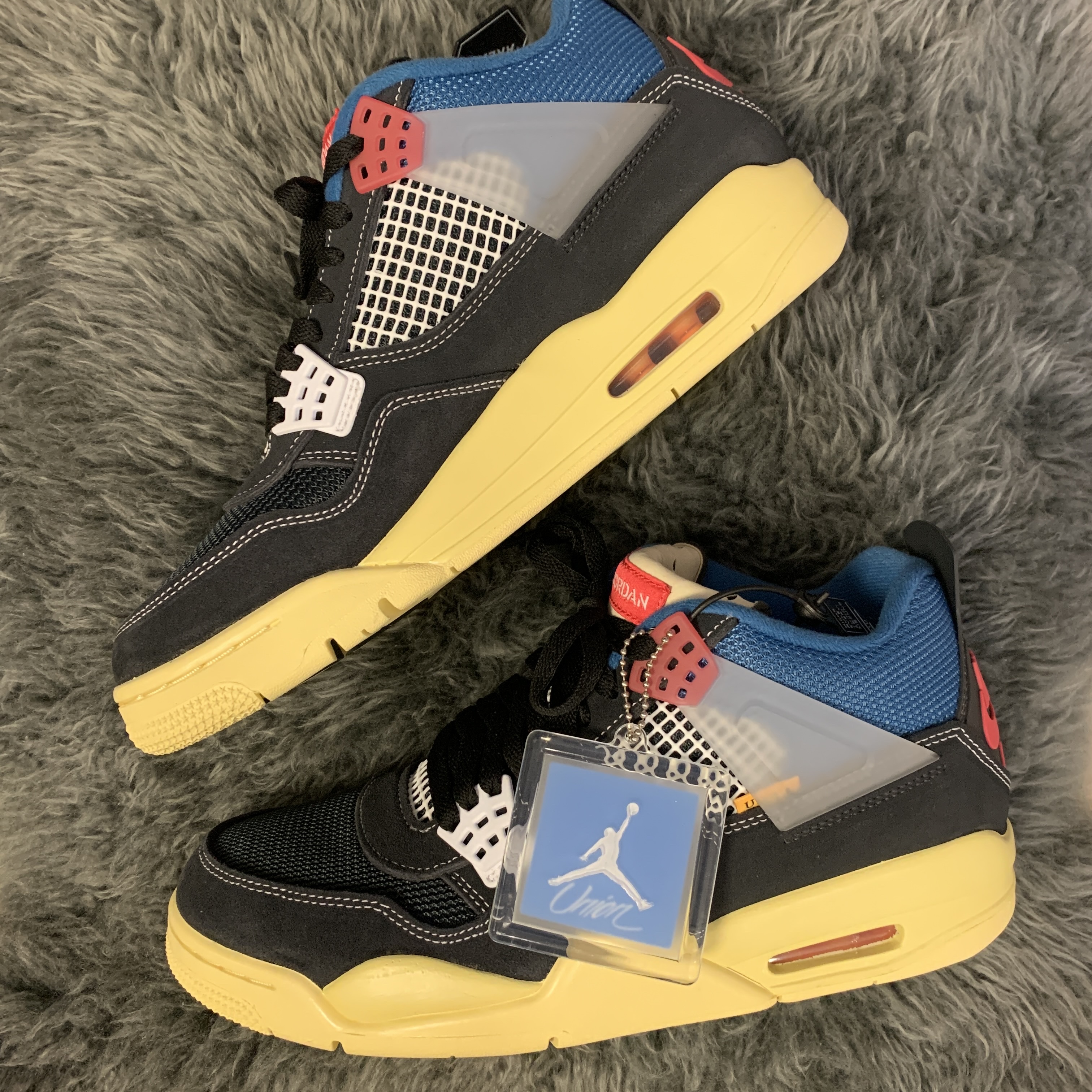 Jordan 4 x Union Retro Off Noir 착용 스타일