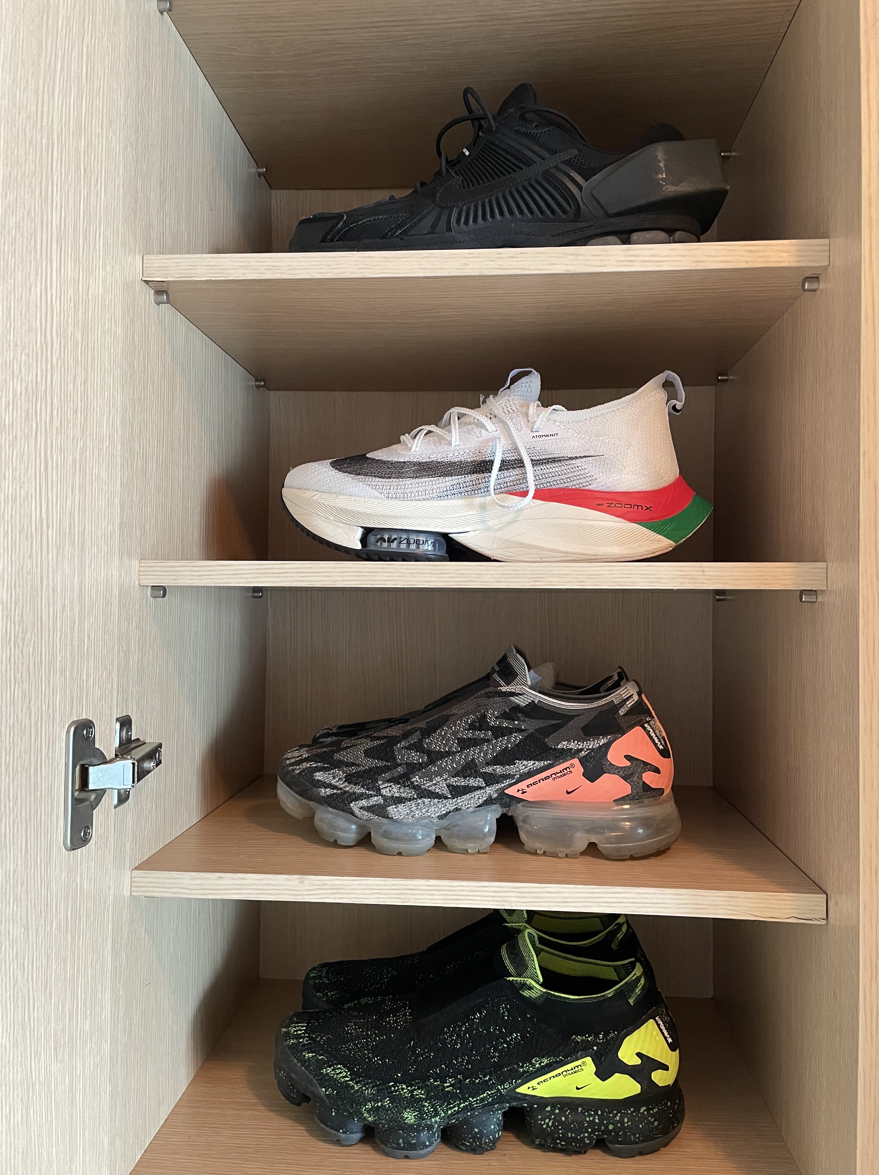 Nike x A-Cold-Wall Zoom Vomero 5 Black, (W) Nike Air Zoom Alphafly Next% Eliud Kipchoge Pink Blast 착용 스타일