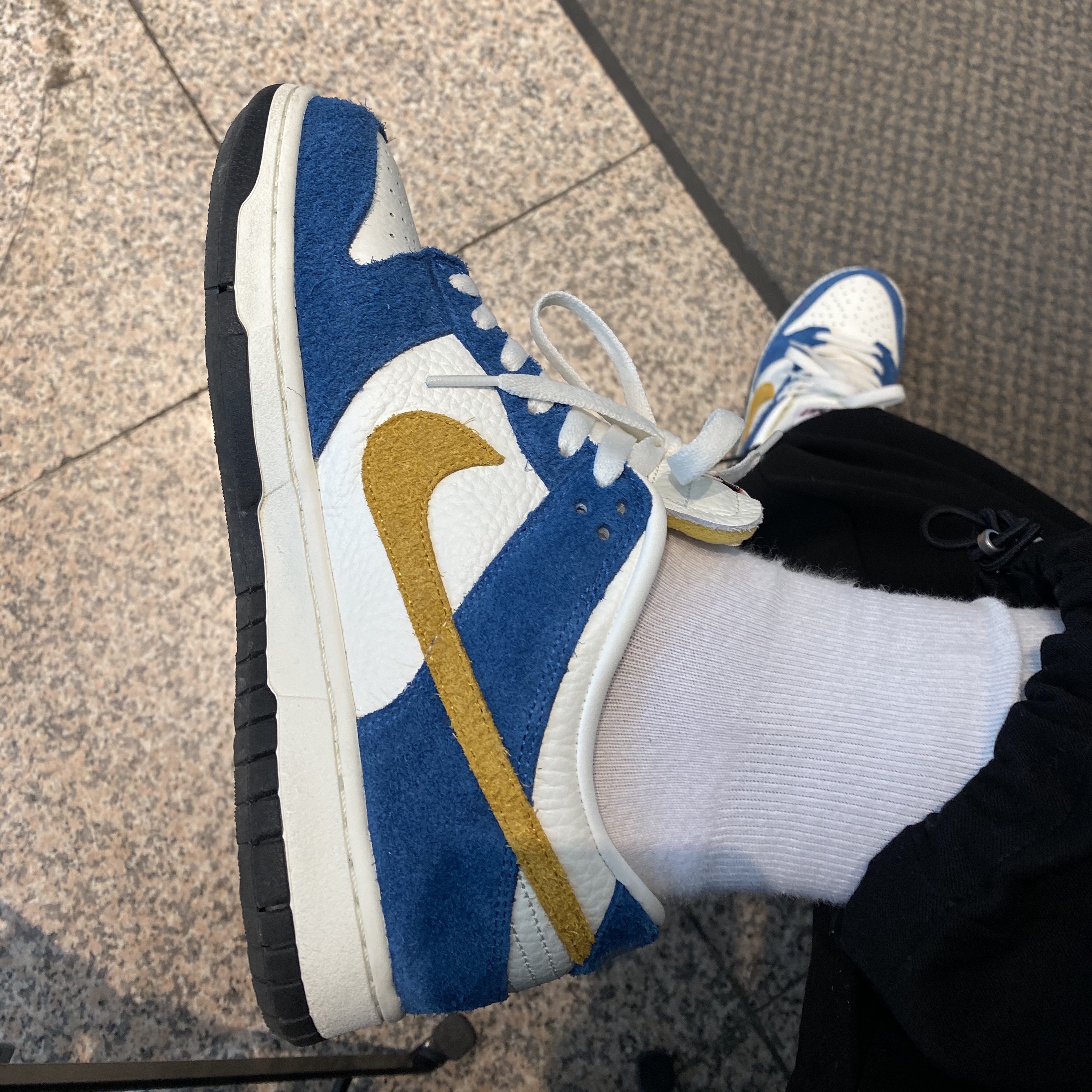 Nike x Kasina Dunk Low 80's Bus 착용 스타일 - 2