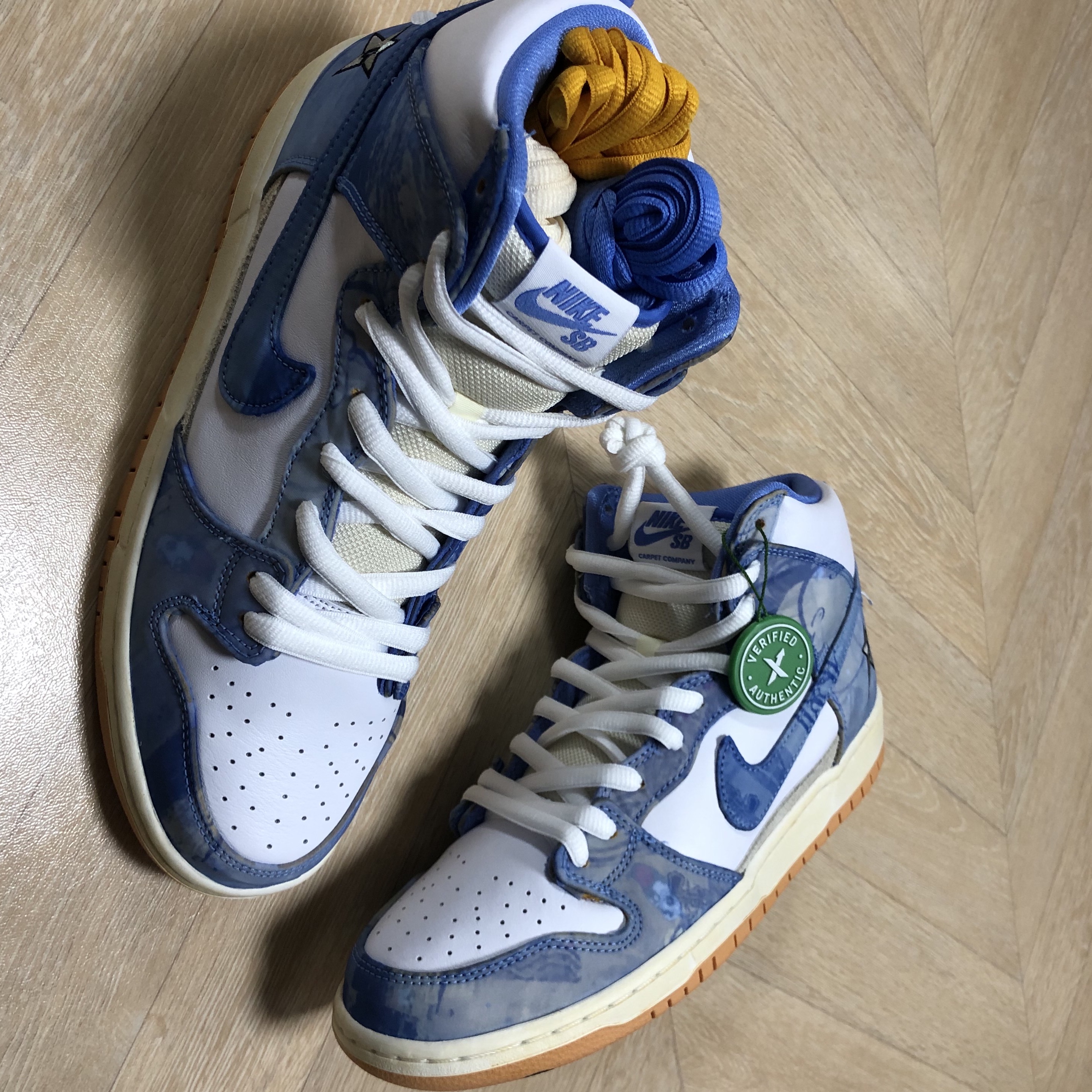 Nike x Carpet Company SB Dunk High PRM QS Royal Pulse 착용 스타일