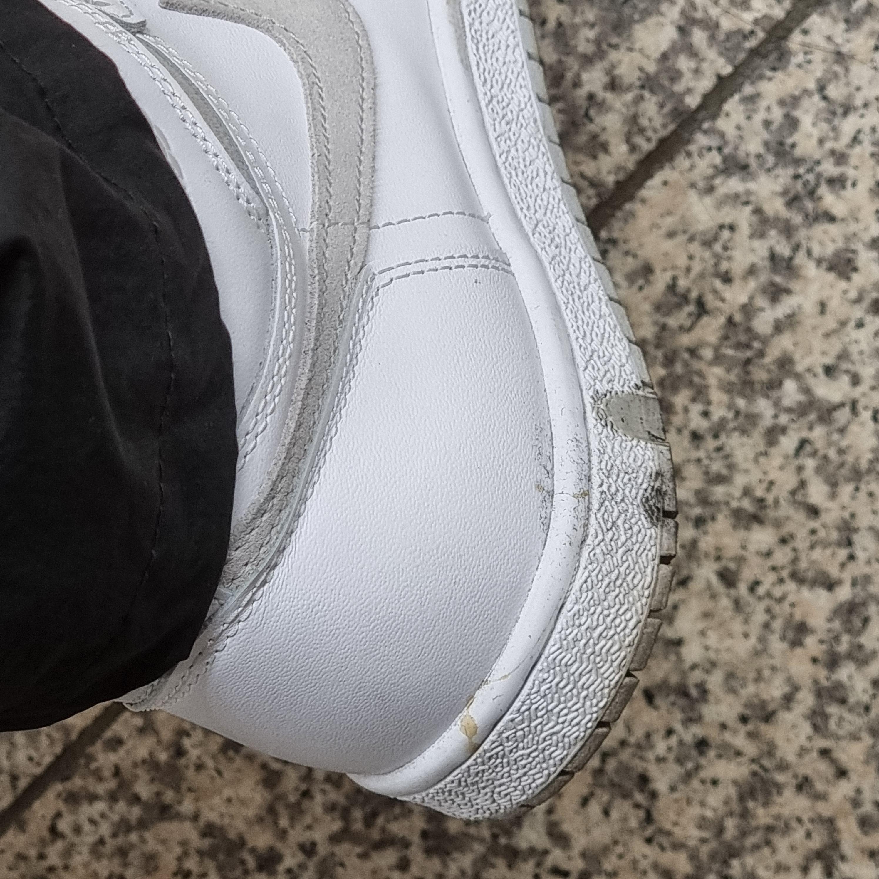 Jordan 1 High 85 Neutral Grey 착용 스타일 - 1