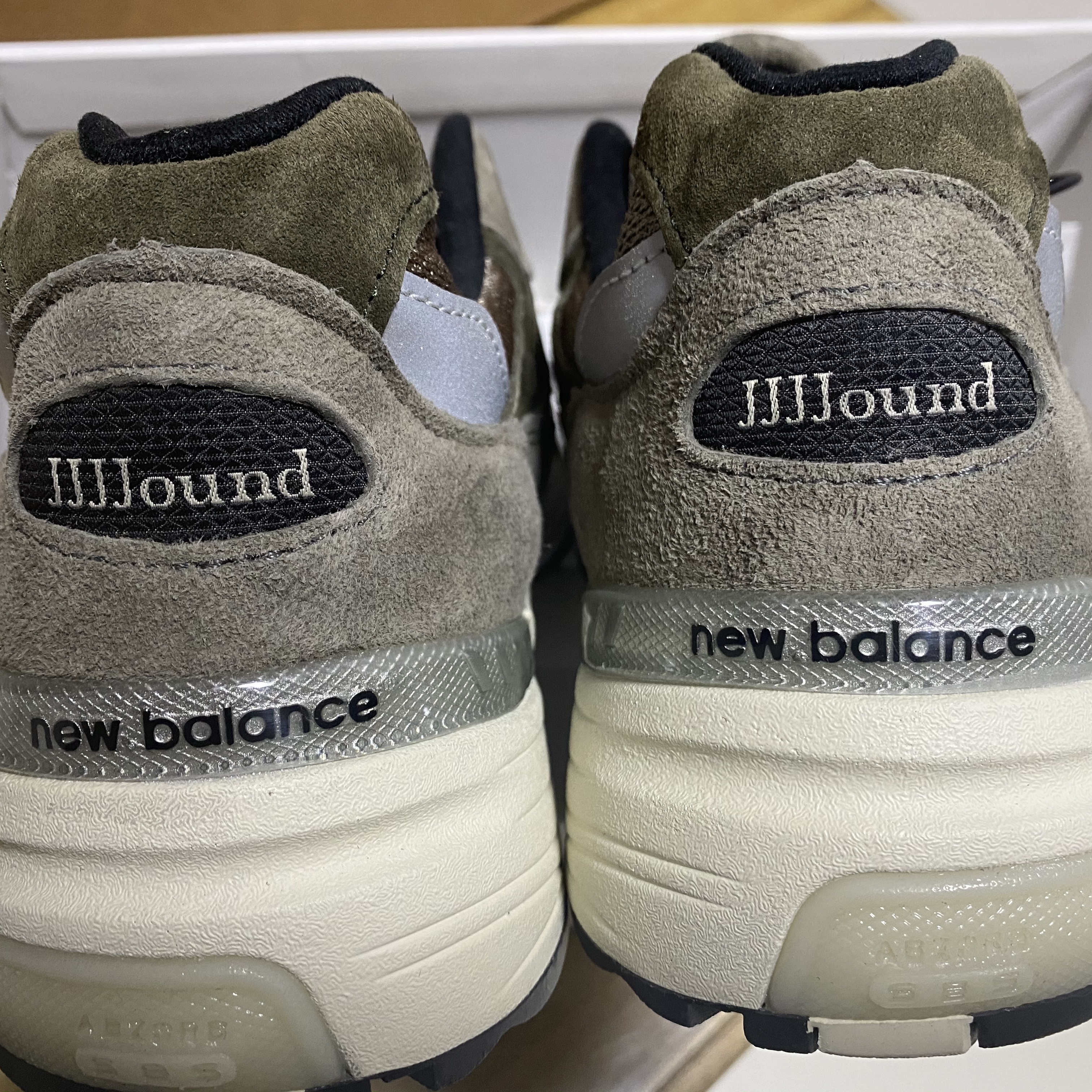New Balance x JJJJound 992 Made in USA Grey 착용 스타일 - 2