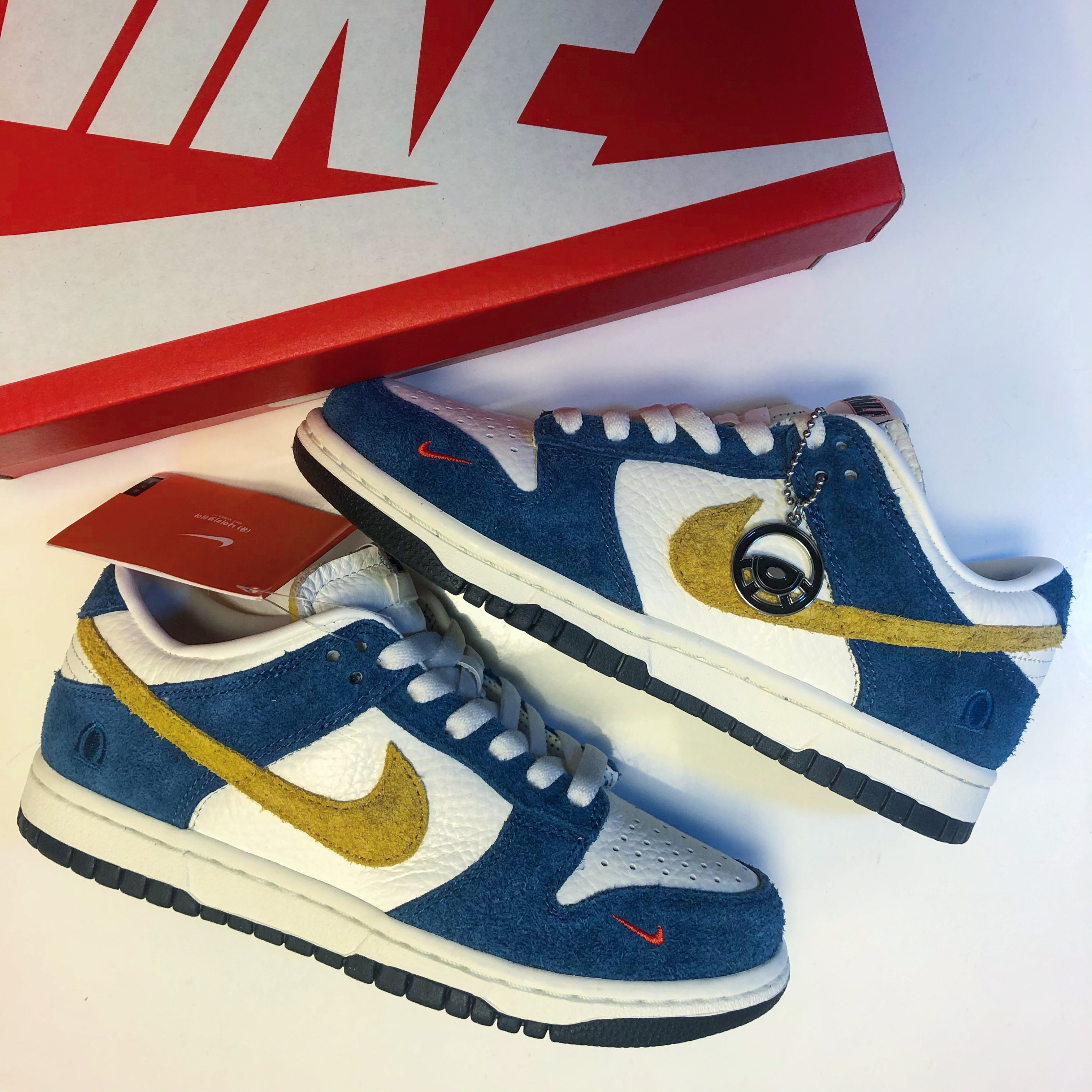 Nike x Kasina Dunk Low 80's Bus 착용 스타일