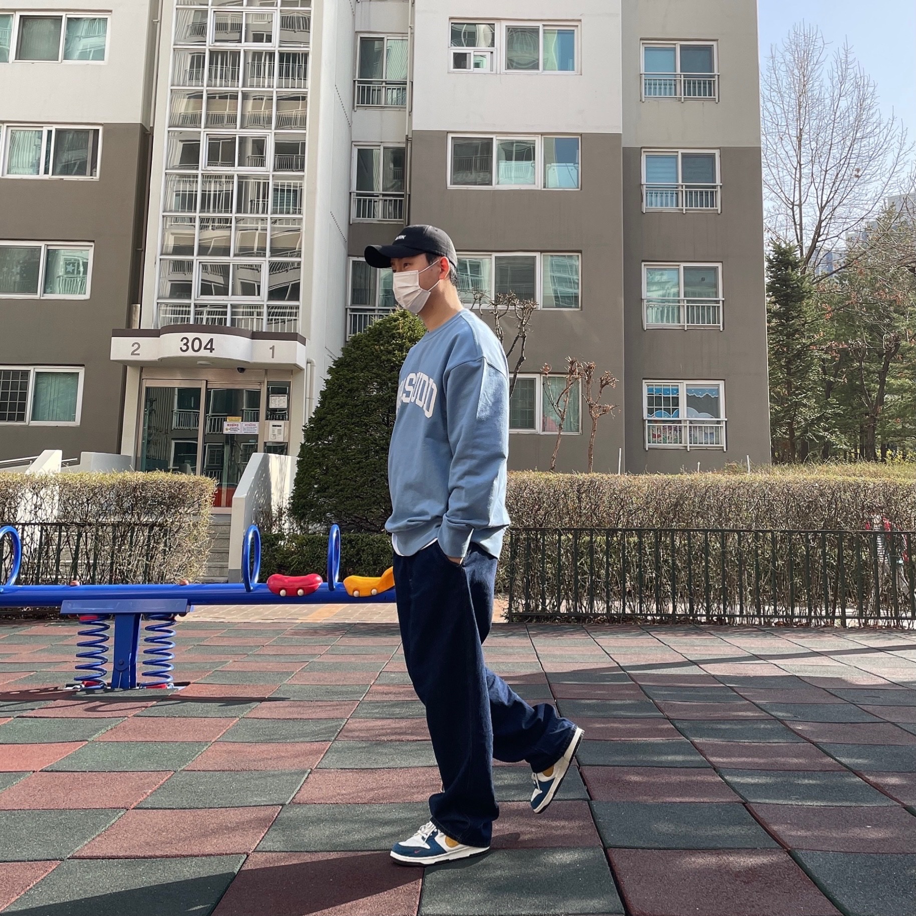 Nike x Kasina Dunk Low 80's Bus 착용 스타일