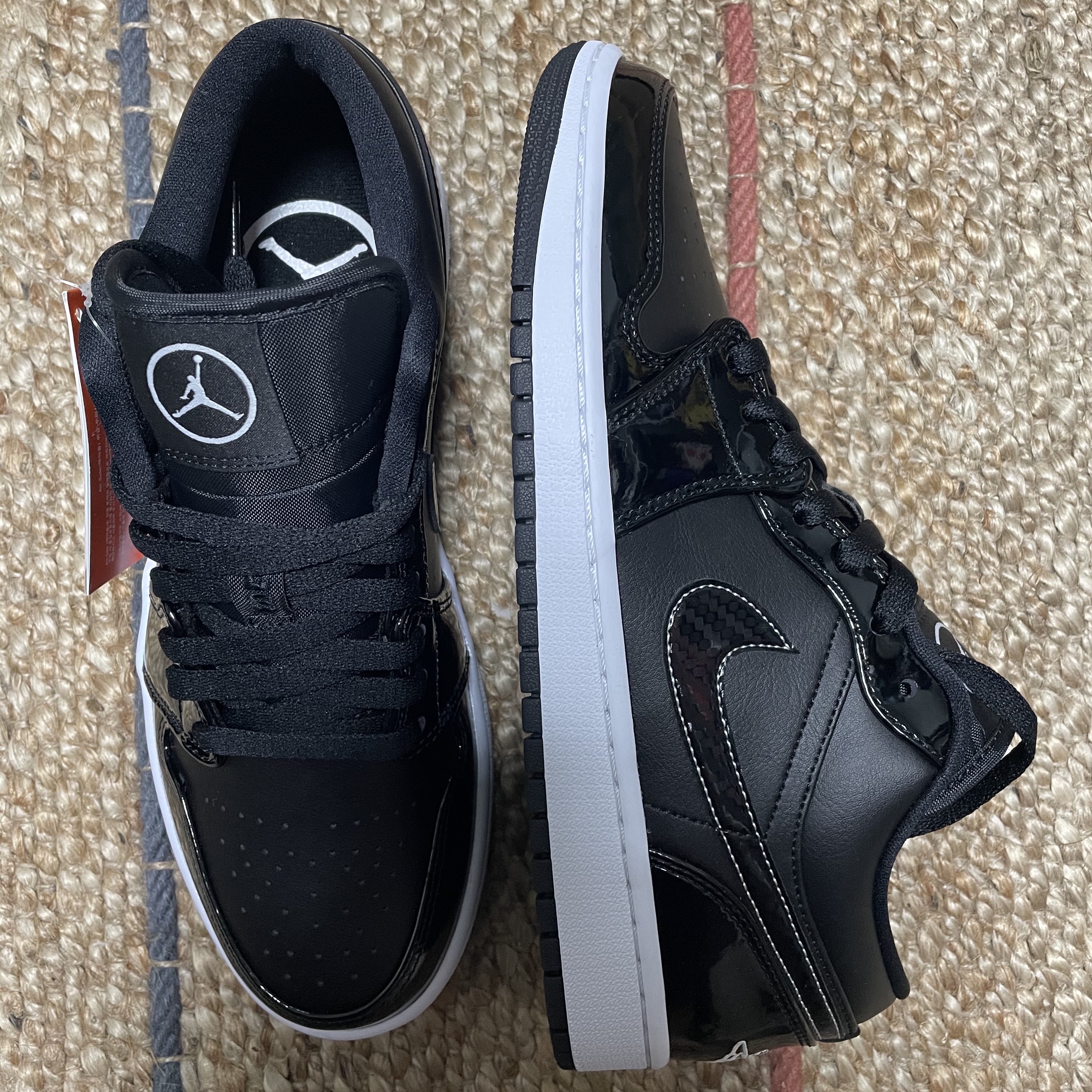Jordan 1 Low SE ASW Black 착용 스타일 - 2
