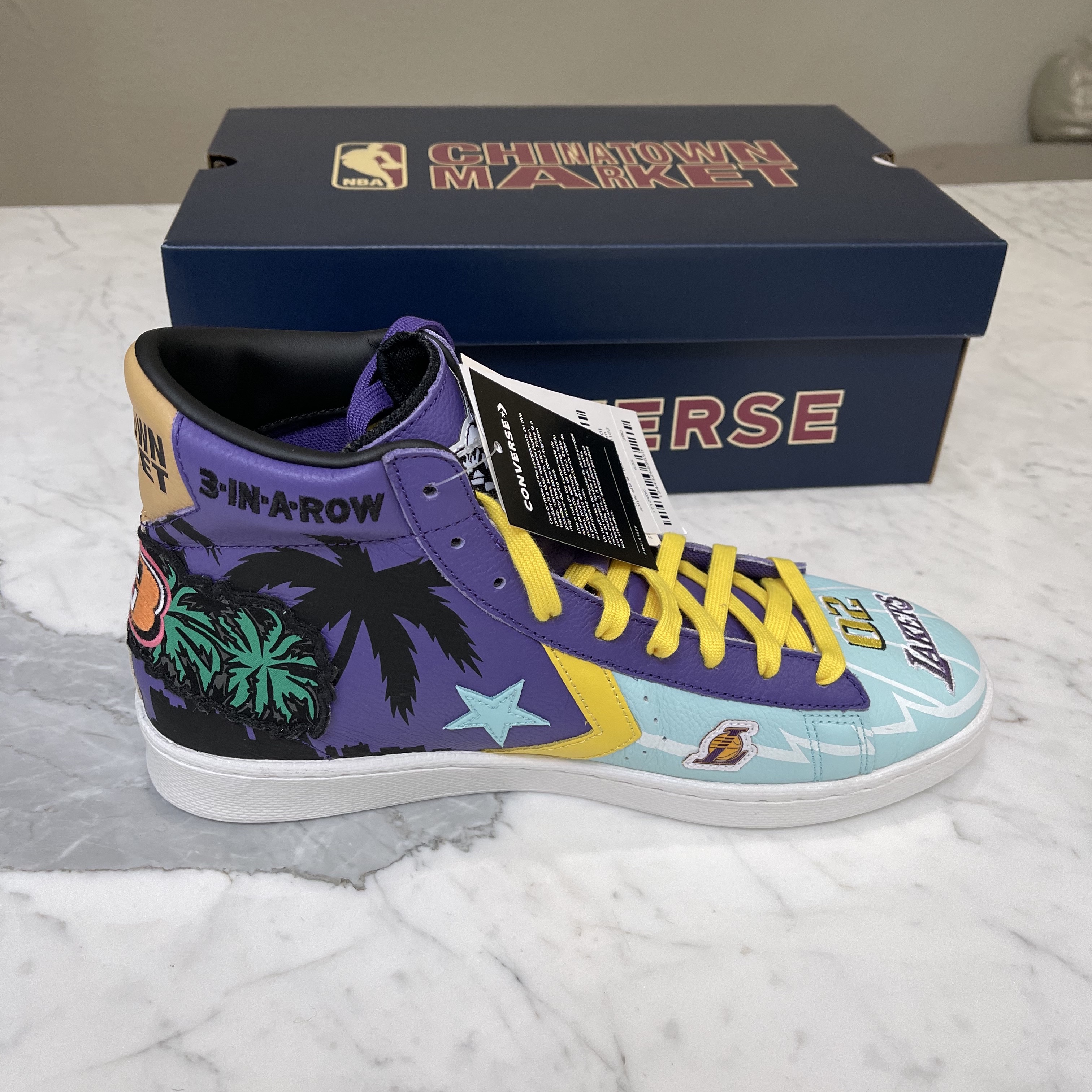 Converse x Chinatown Market Pro Leather Prism Violet 착용 스타일 - 2