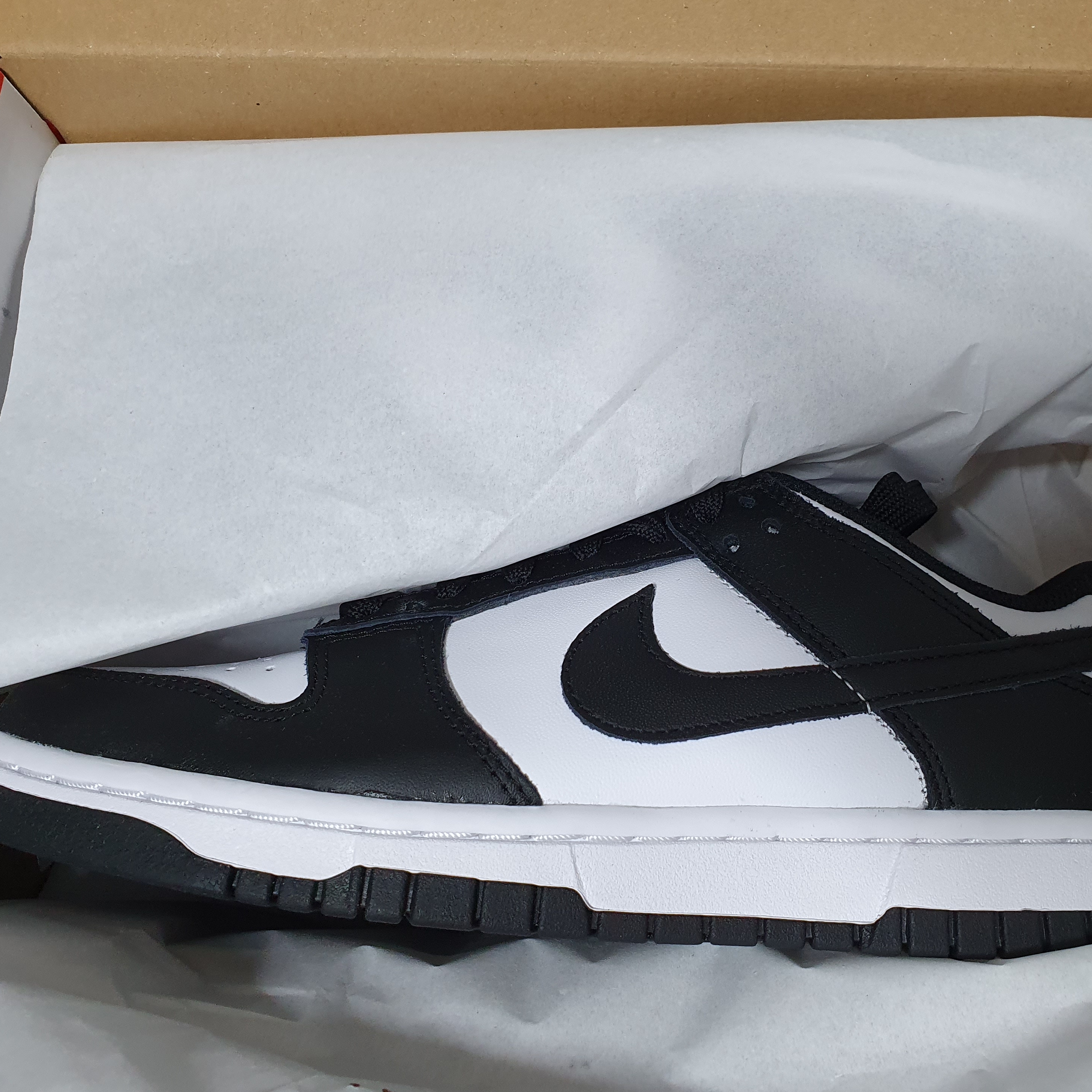 (W) Nike Dunk Low Black 착용 스타일 - 2