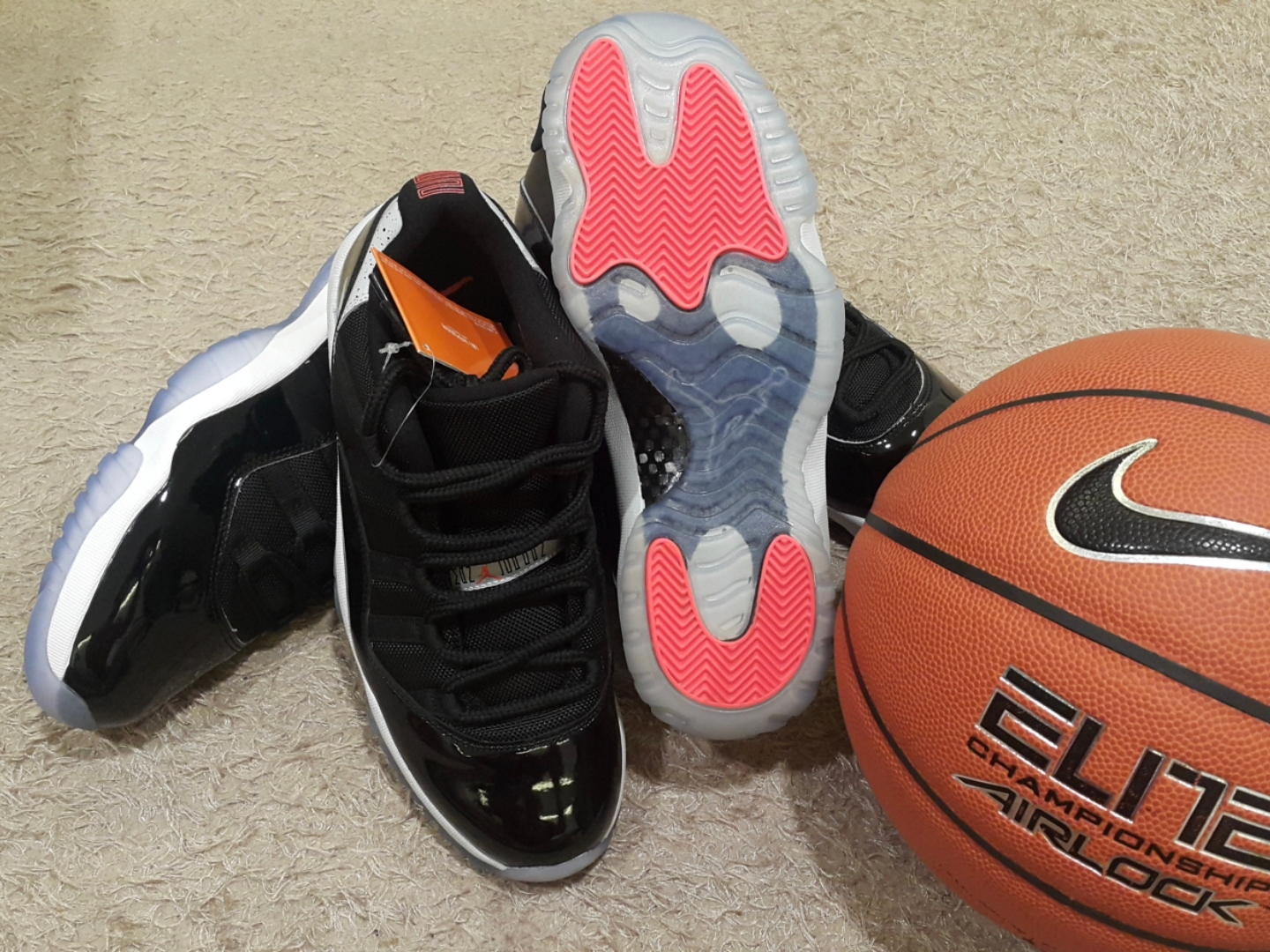 Jordan 11 Retro Space Jam 2016, Jordan 11 Retro Low Infrared 착용 스타일