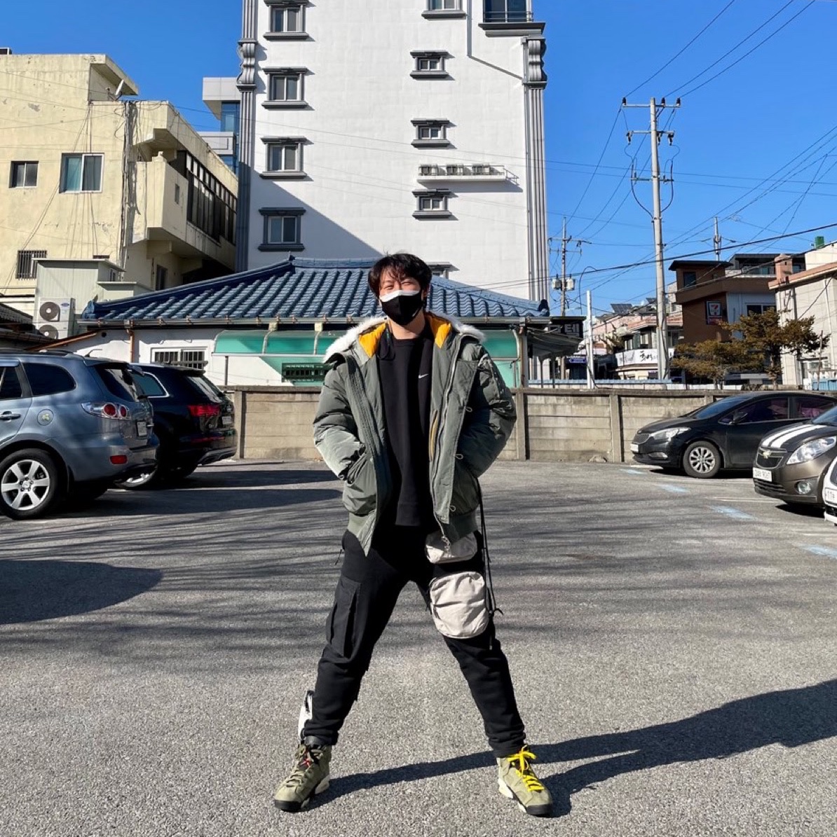 Jordan 6 x Travis Scott Retro Olive, Nike x Travis Scott NRG AG Utility Sweatpants Black 착용 스타일