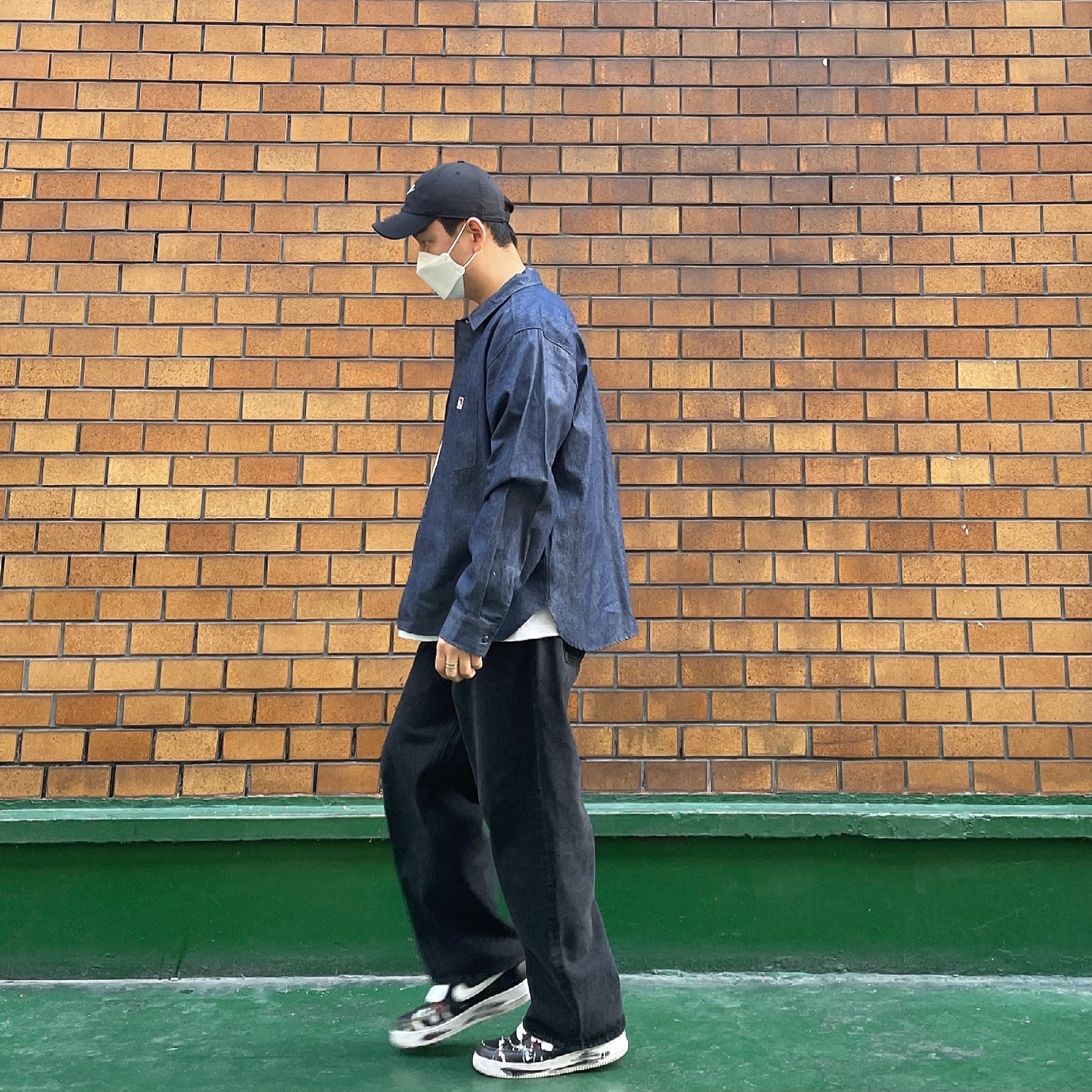 Nike x Peaceminusone Air Force 1 Low Para-Noise 착용 스타일