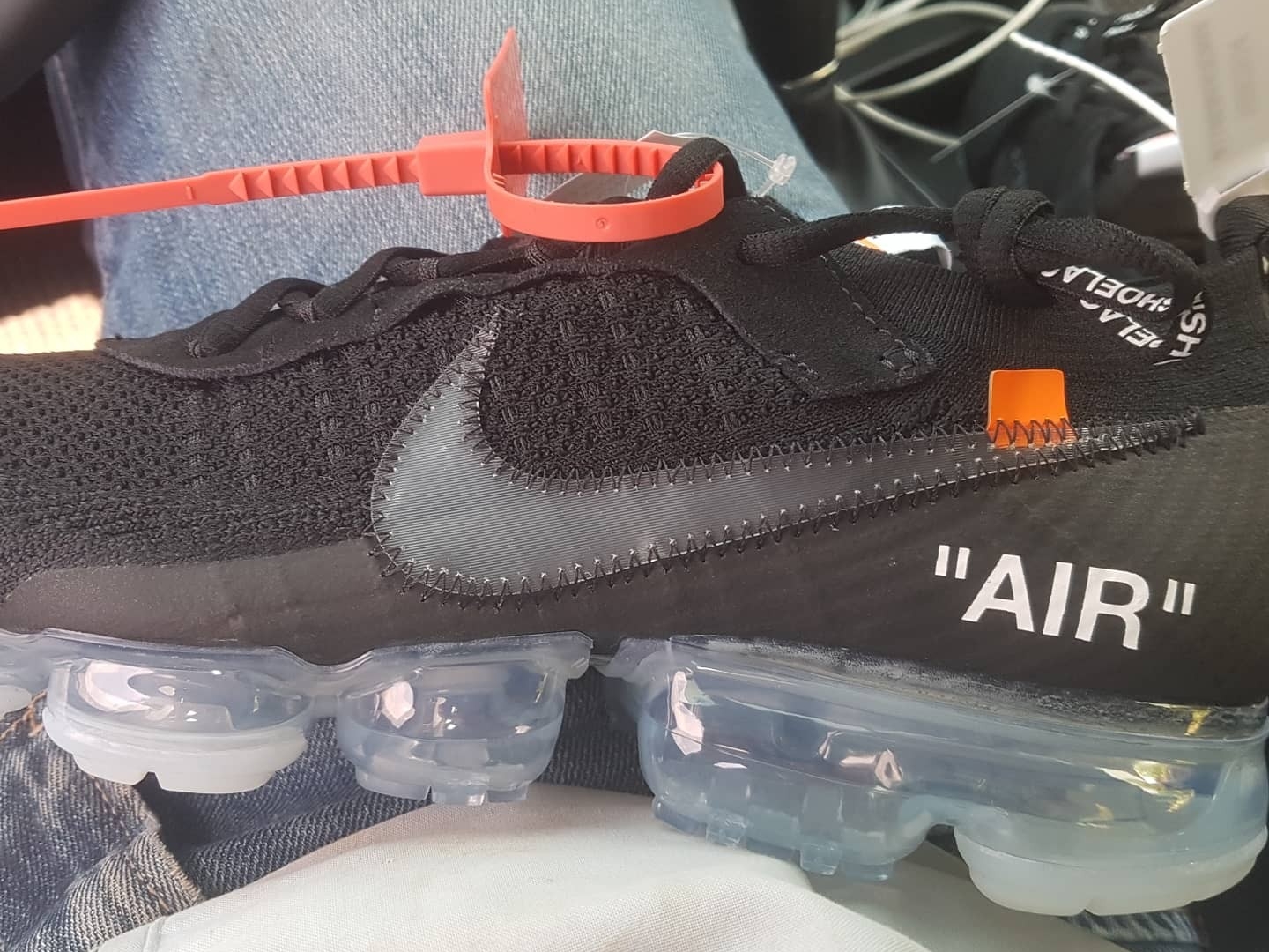 Nike x Off-White Air VaporMax V2 Black 착용 스타일