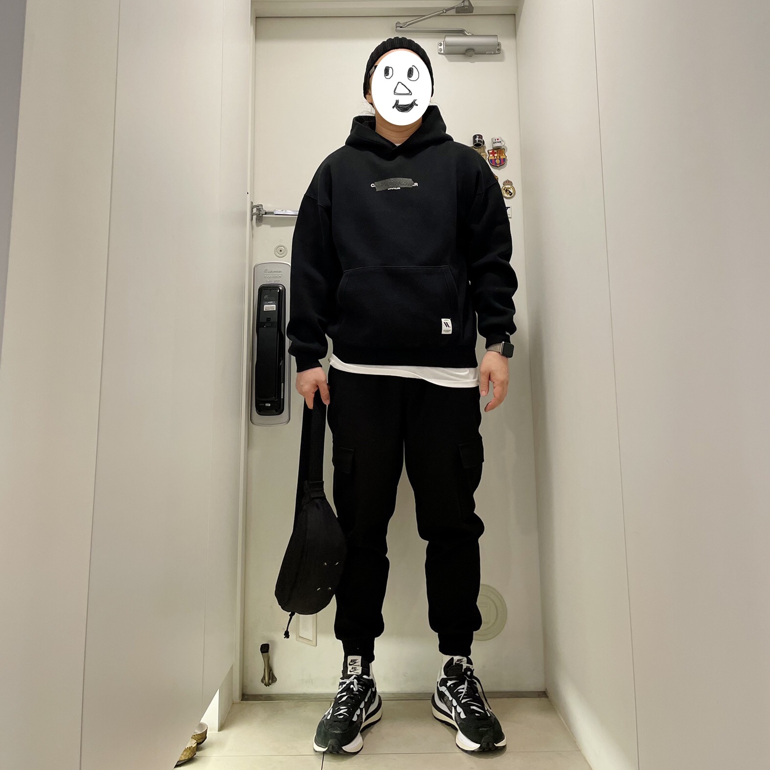 Nike x Sacai VaporWaffle Black White 착용 스타일 - 2