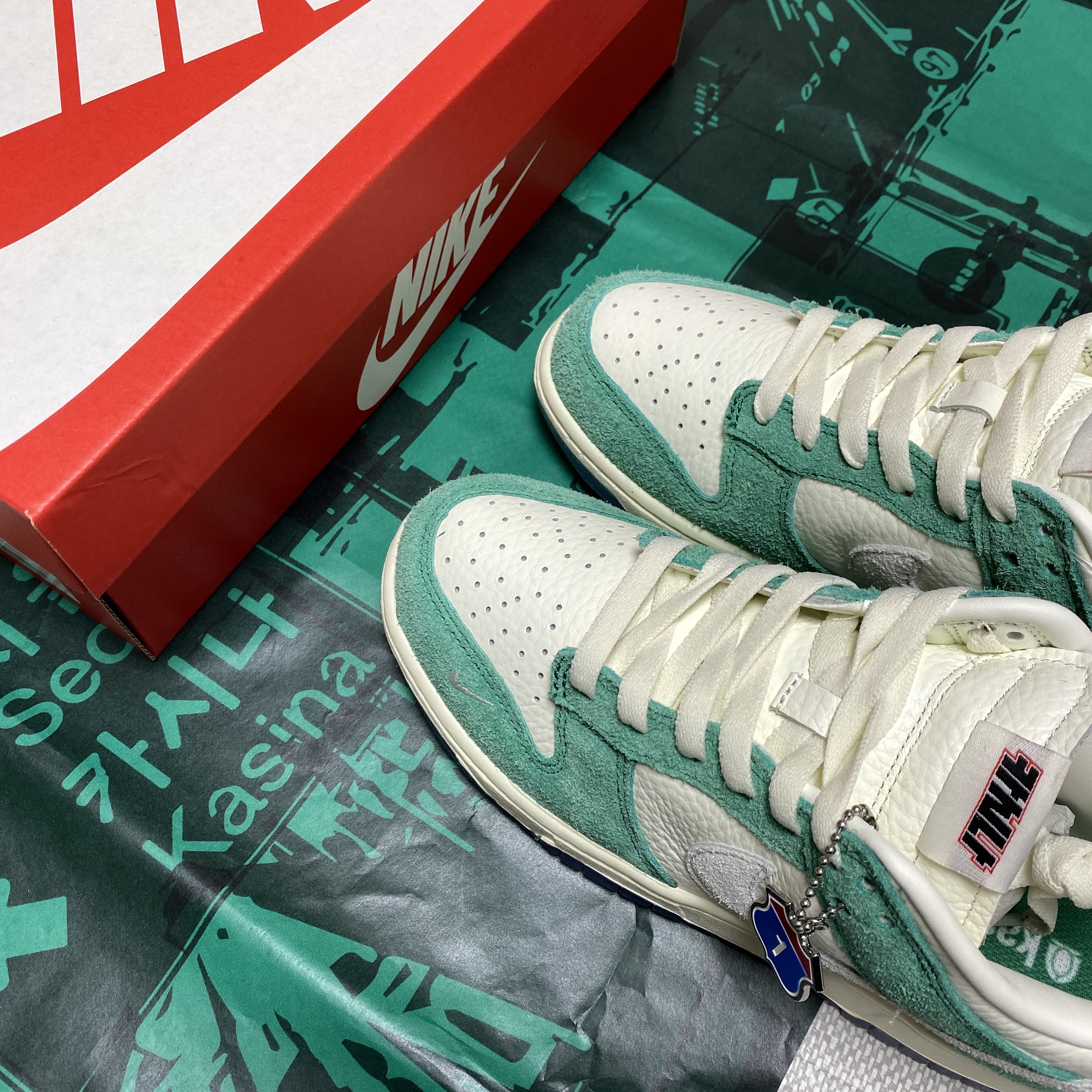 Nike x Kasina Dunk Low Road Sign - Kasina Exclusive 착용 스타일