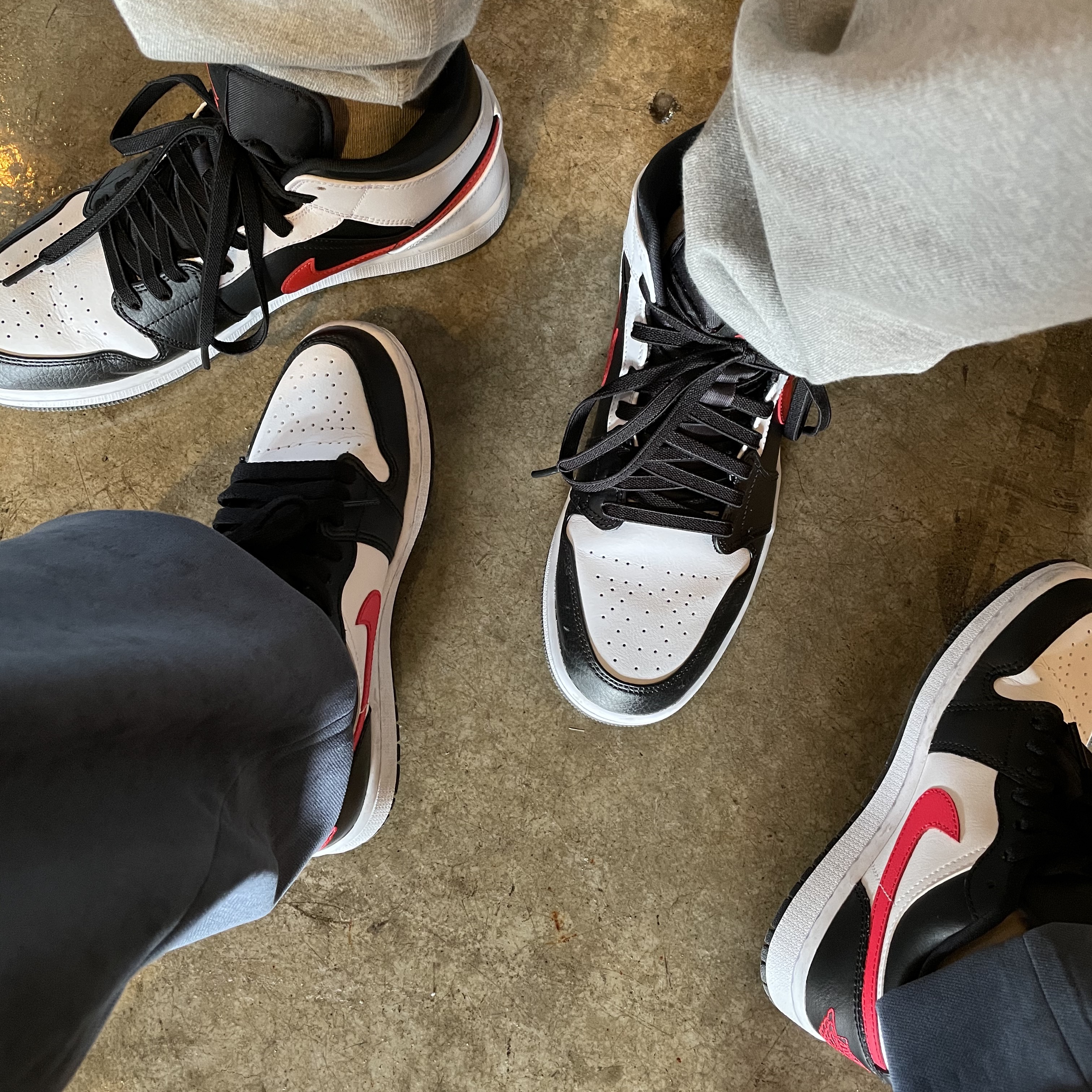 (W) Jordan 1 Low Black Siren Red, Jordan 1 Mid Black Chile Red 착용 스타일