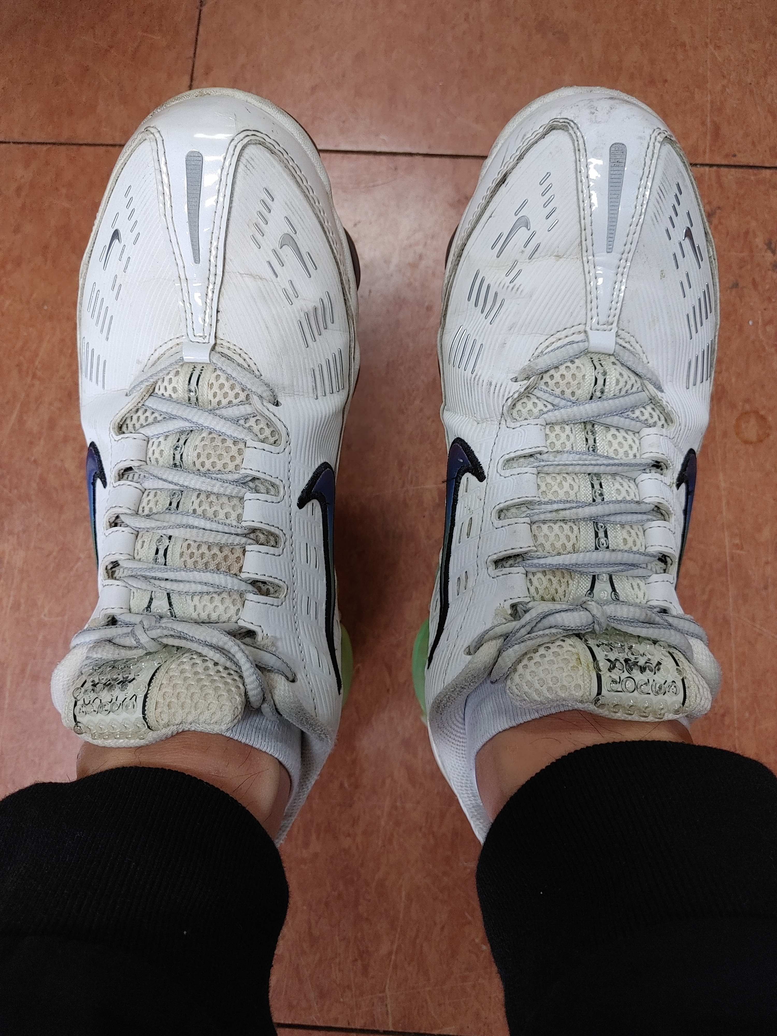 Nike Air VaporMax 360 Bubble Pack White 착용 스타일 - 1