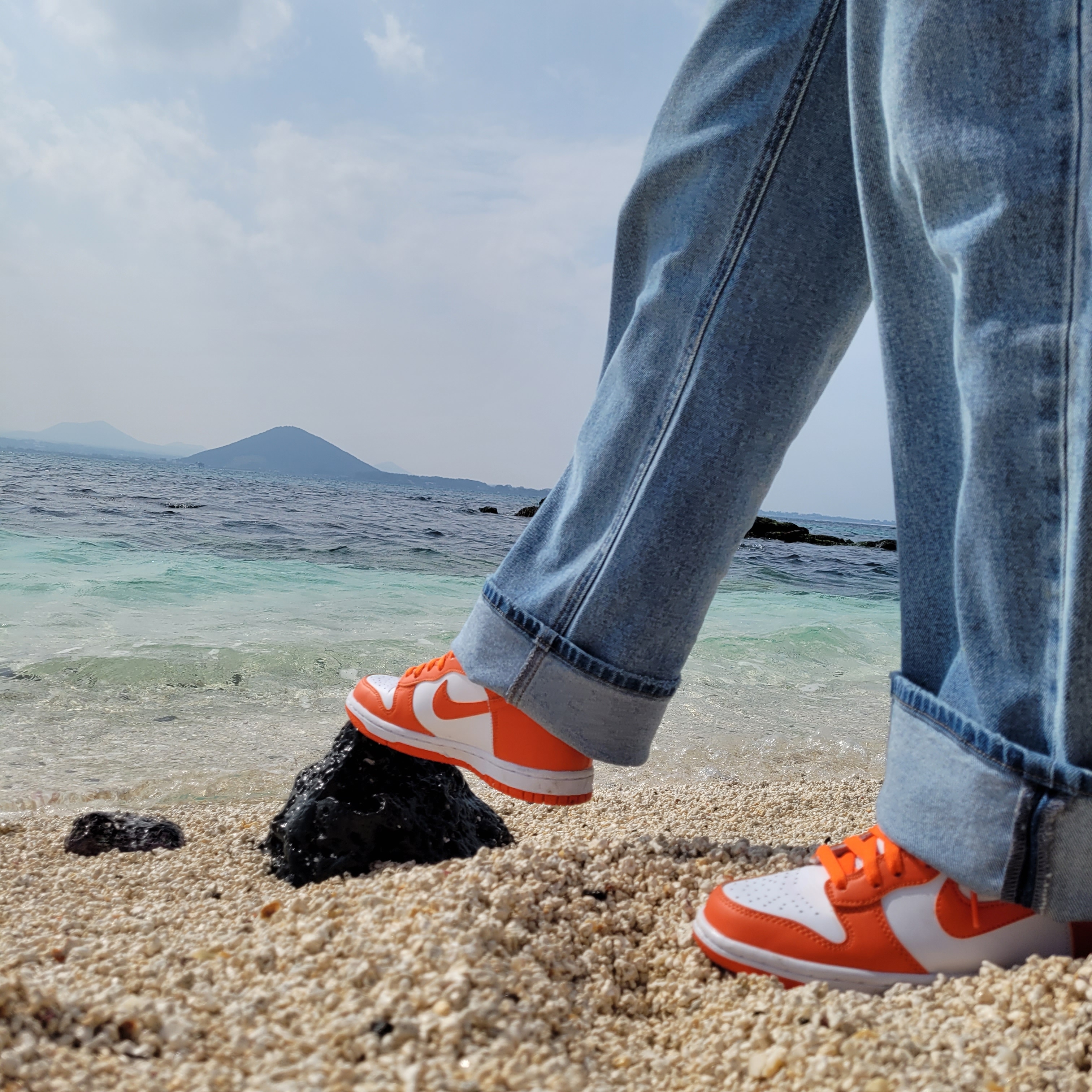 (GS) Nike Dunk High Orange Blaze 착용 스타일 - 1
