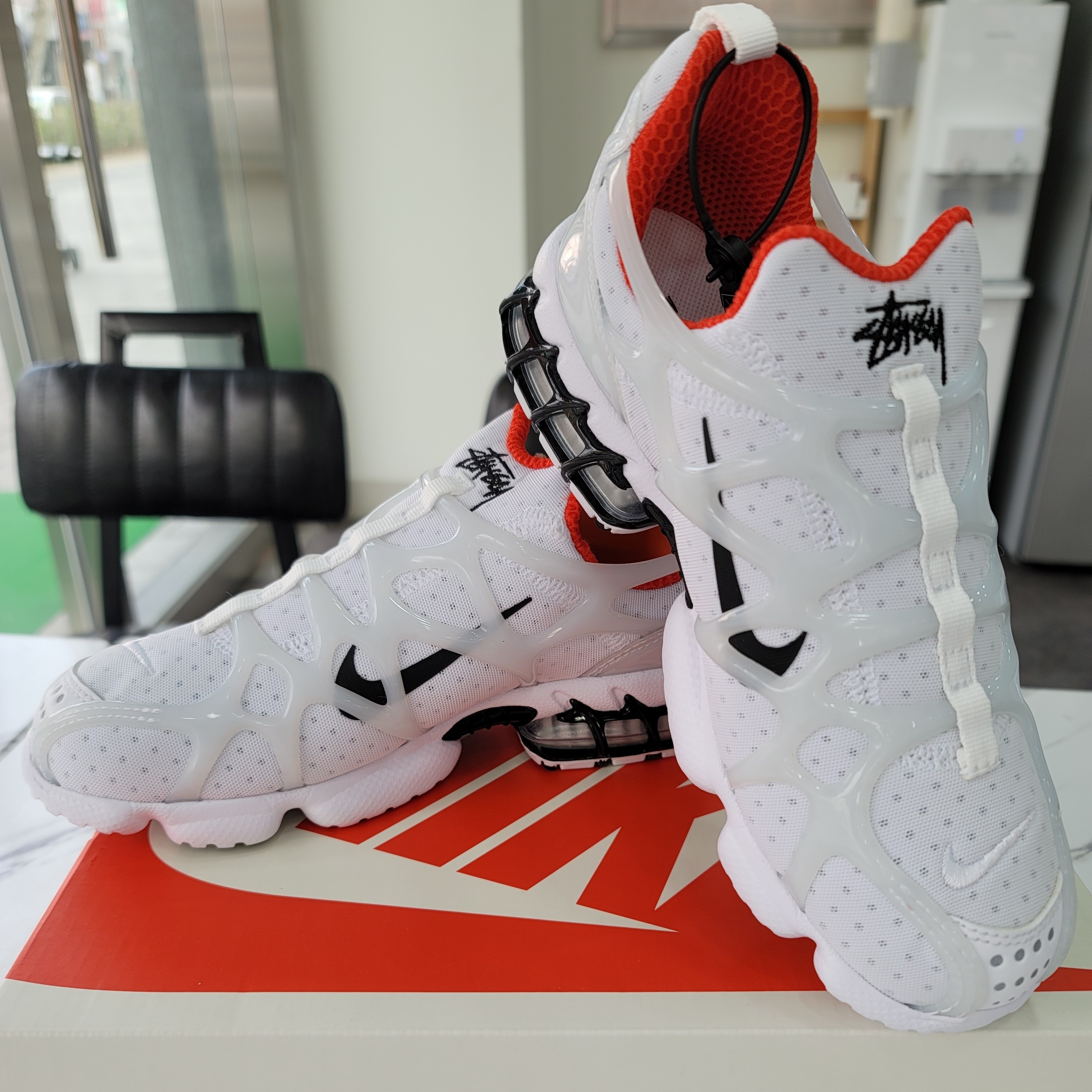 Nike x Stussy Air Zoom Spiridon Kukini White 착용 스타일