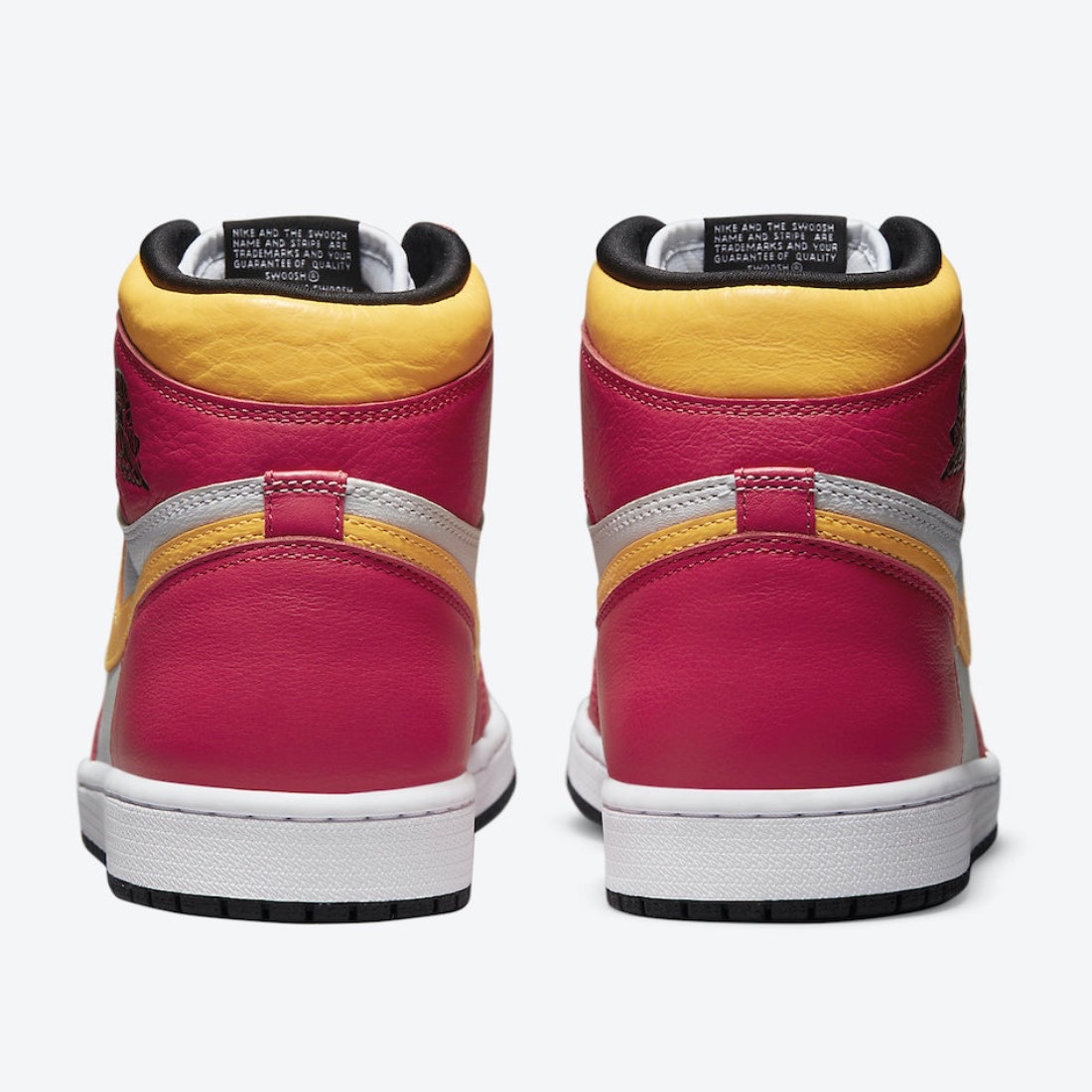 Jordan 1 Retro High OG Light Fusion Red 착용 스타일 - 5