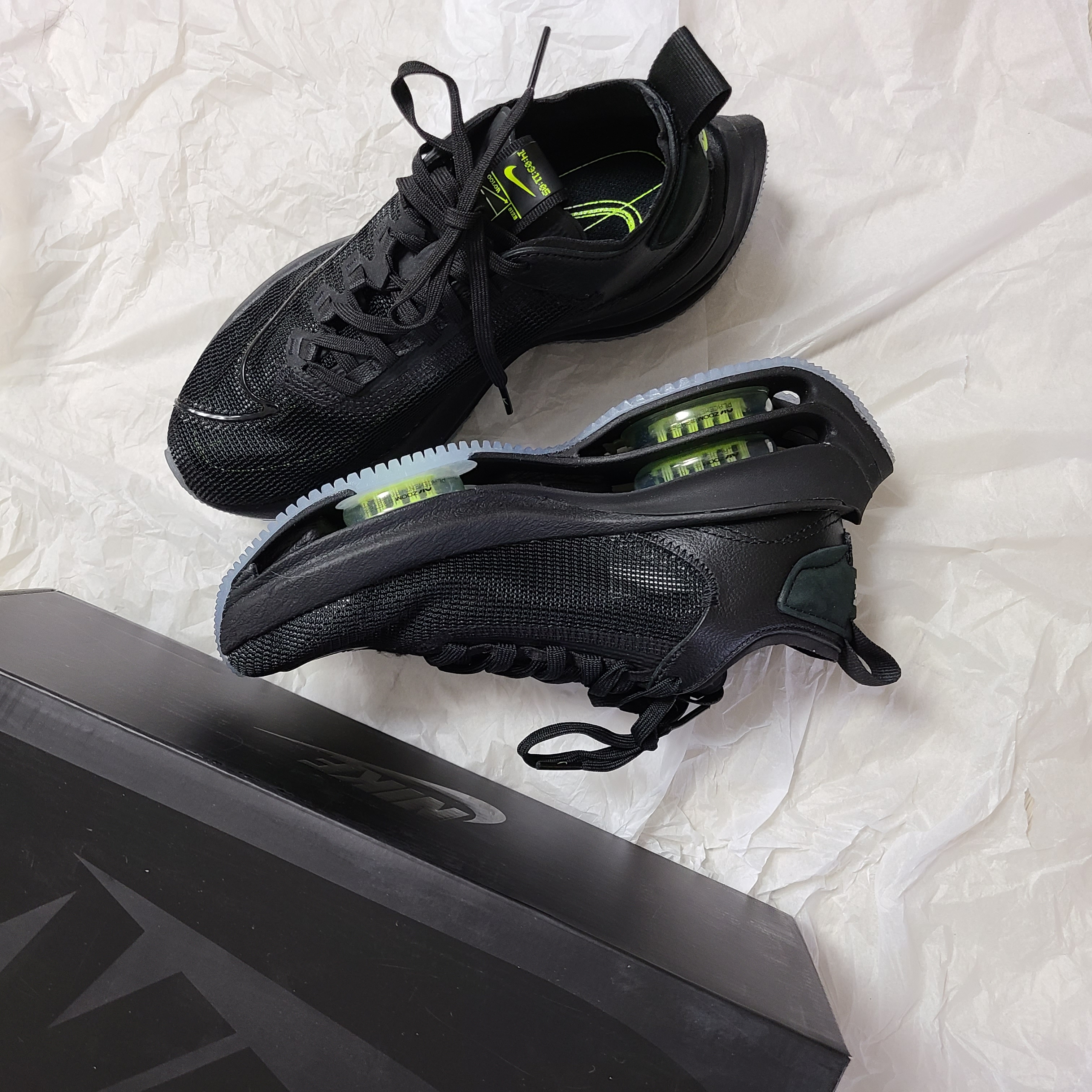 (W) Nike Zoom Double Stacked Volt Black 착용 스타일 - 1