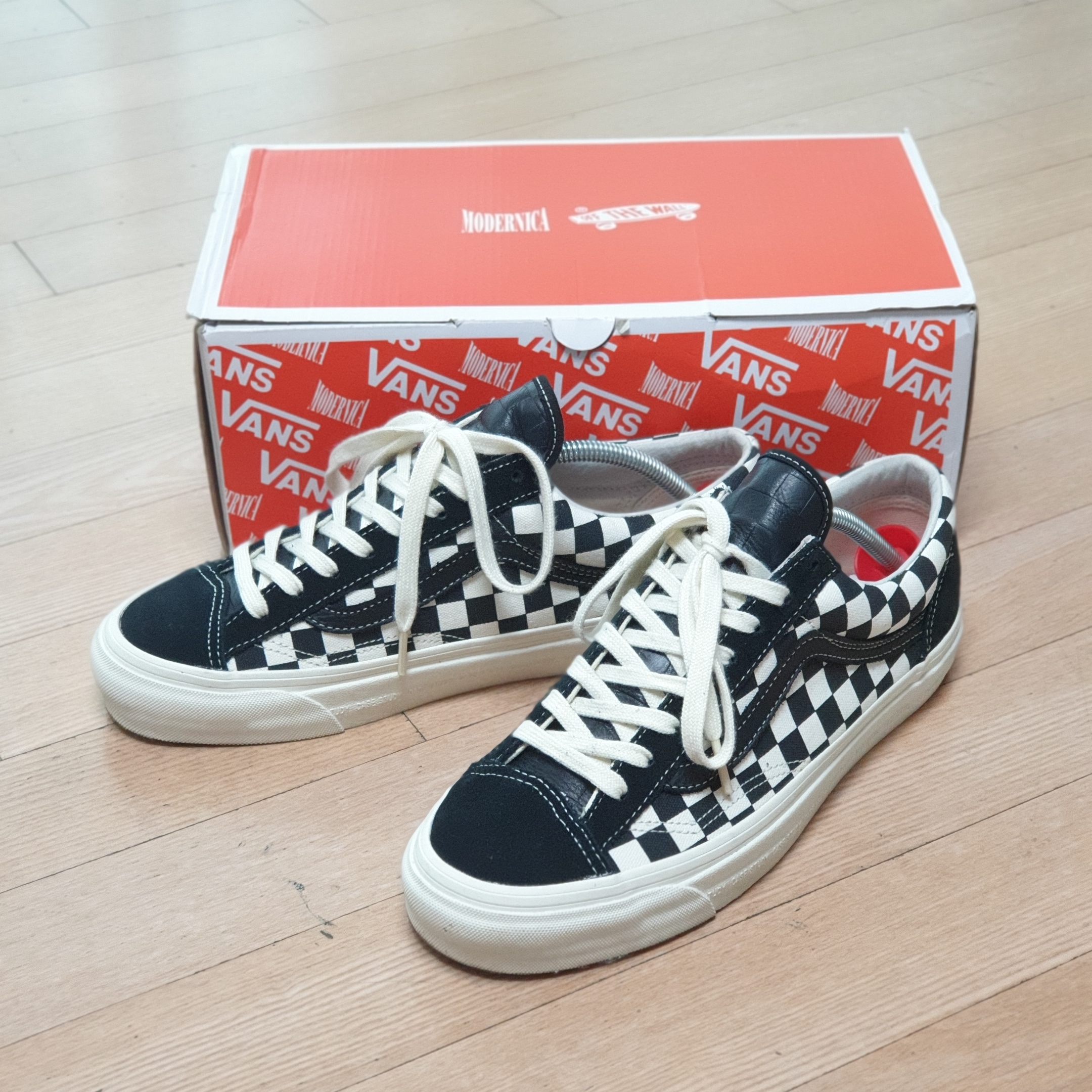 Vans Vault x Modernica Style 36 LX Checkerboard 착용 스타일 - 2