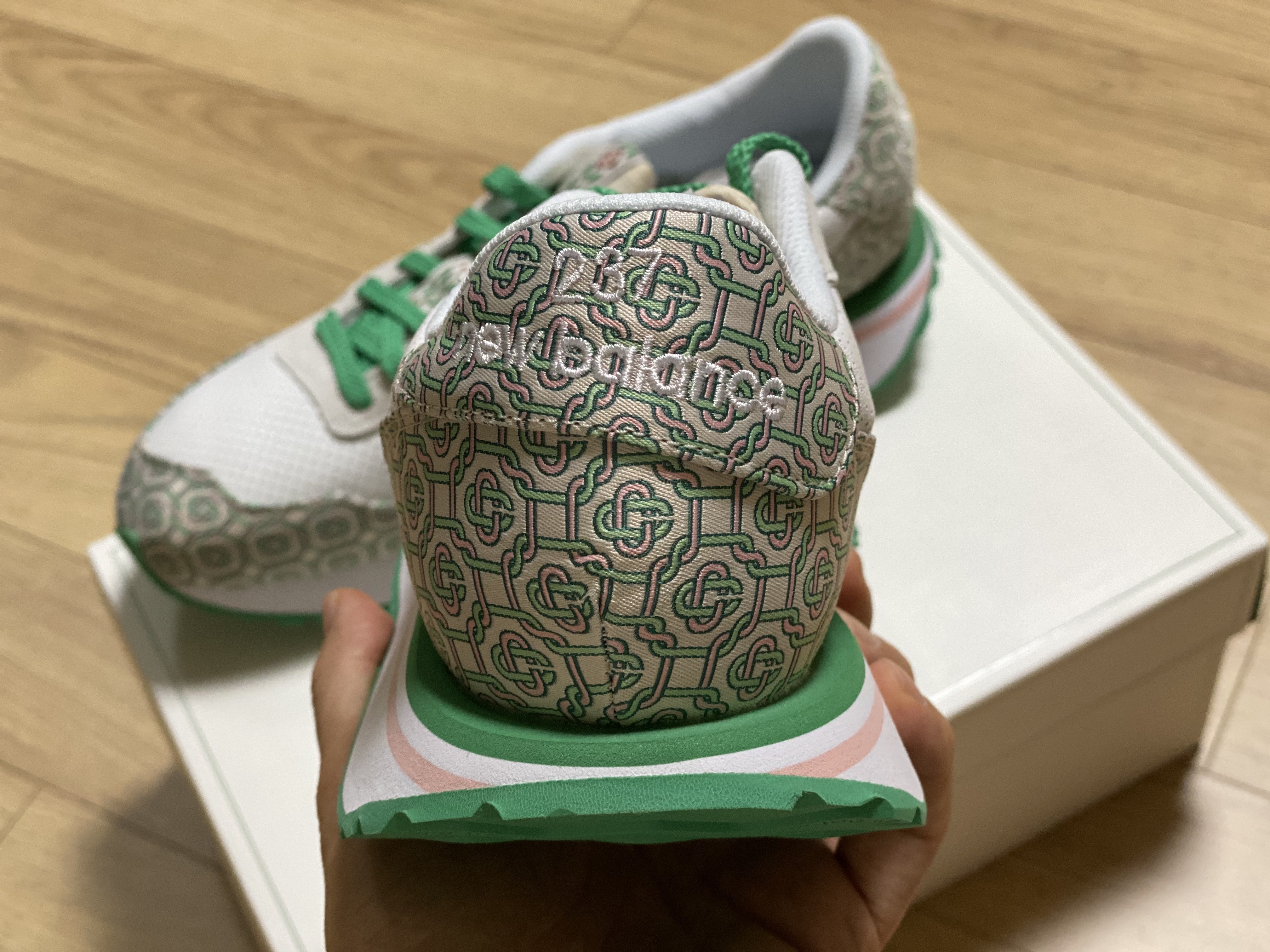 New Balance x Casablanca 237 Idealist Monogram White Green 착용 스타일 - 3
