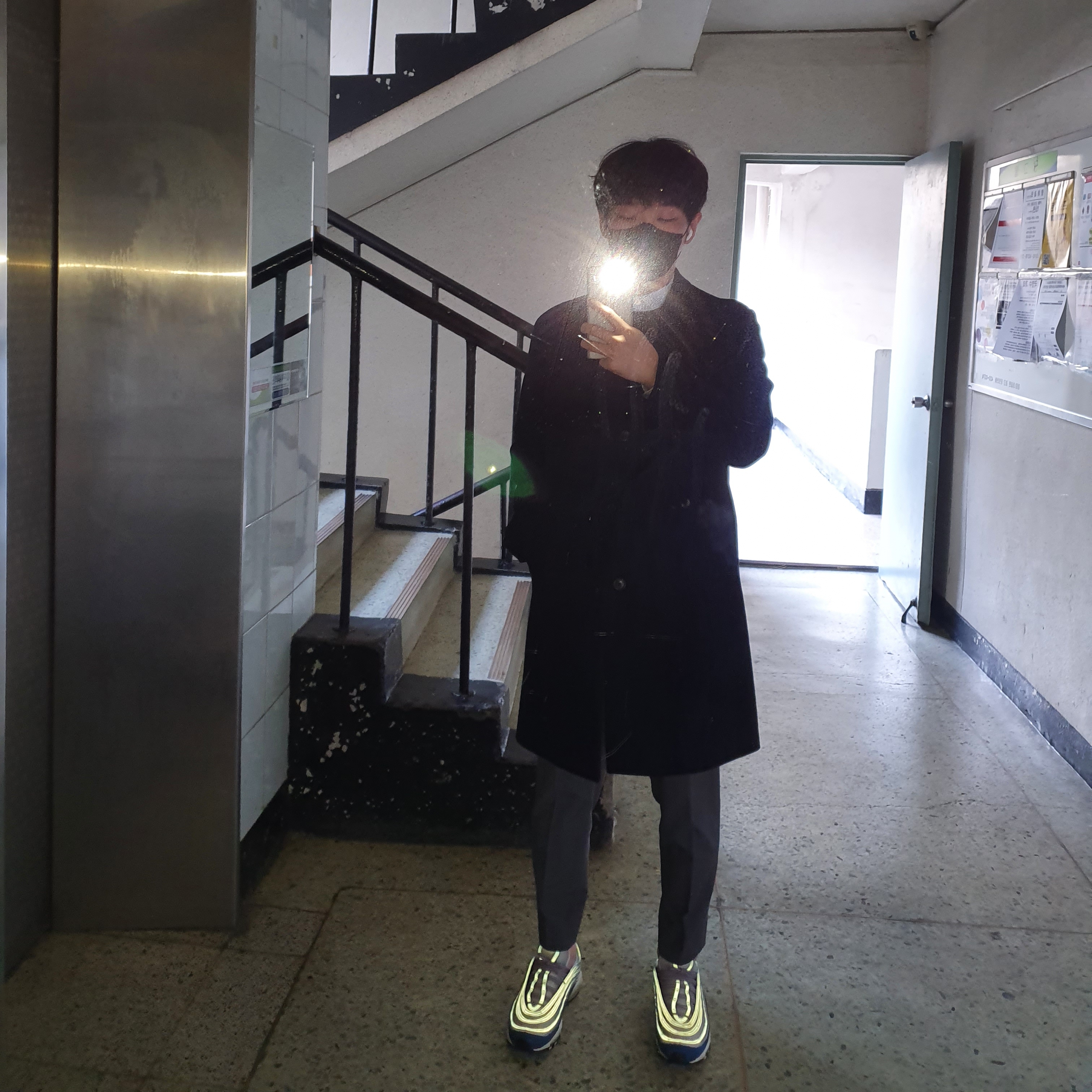 Nike Air Max 97 OG Royal Neon 착용 스타일 - 3