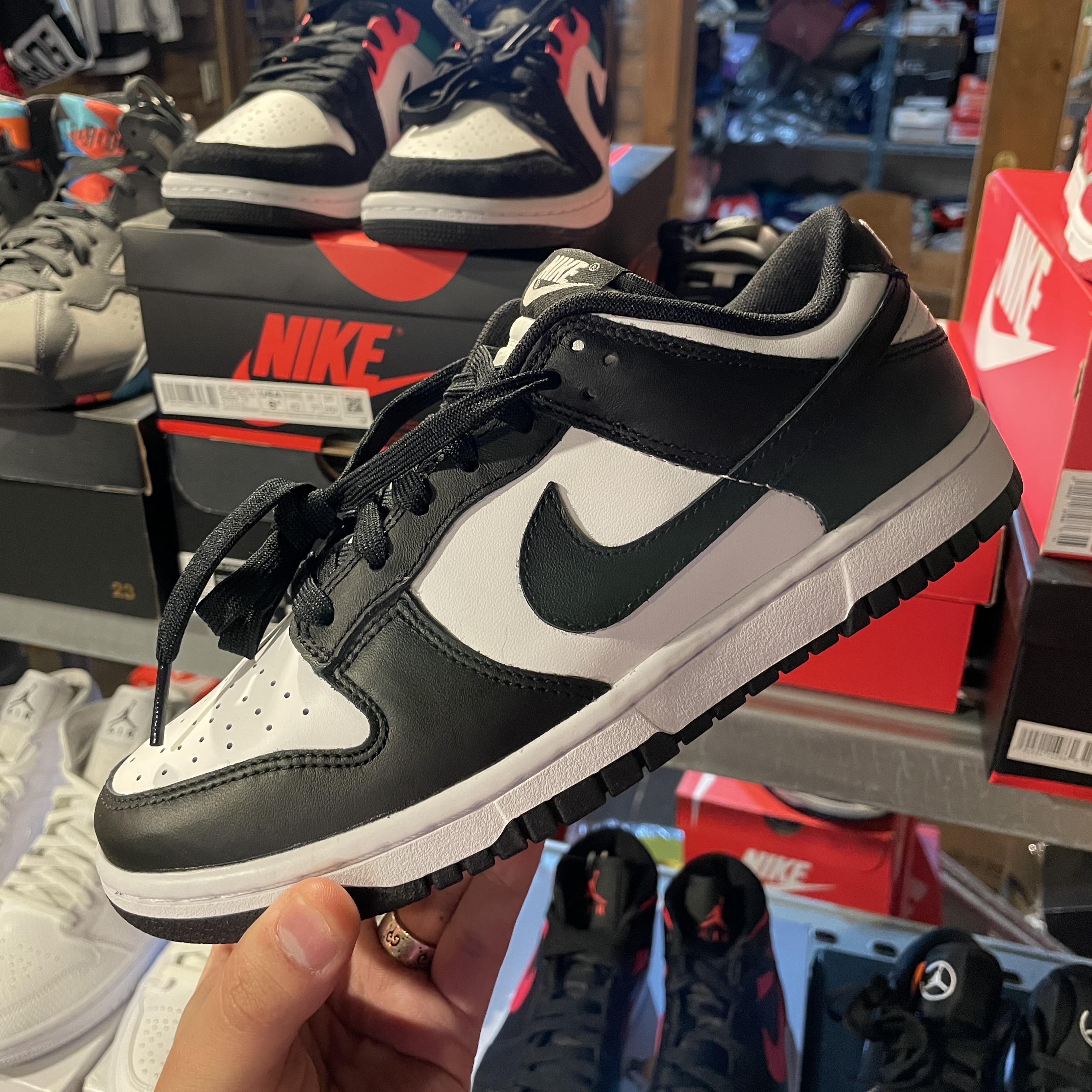 Nike Dunk Low Retro Black 착용 스타일