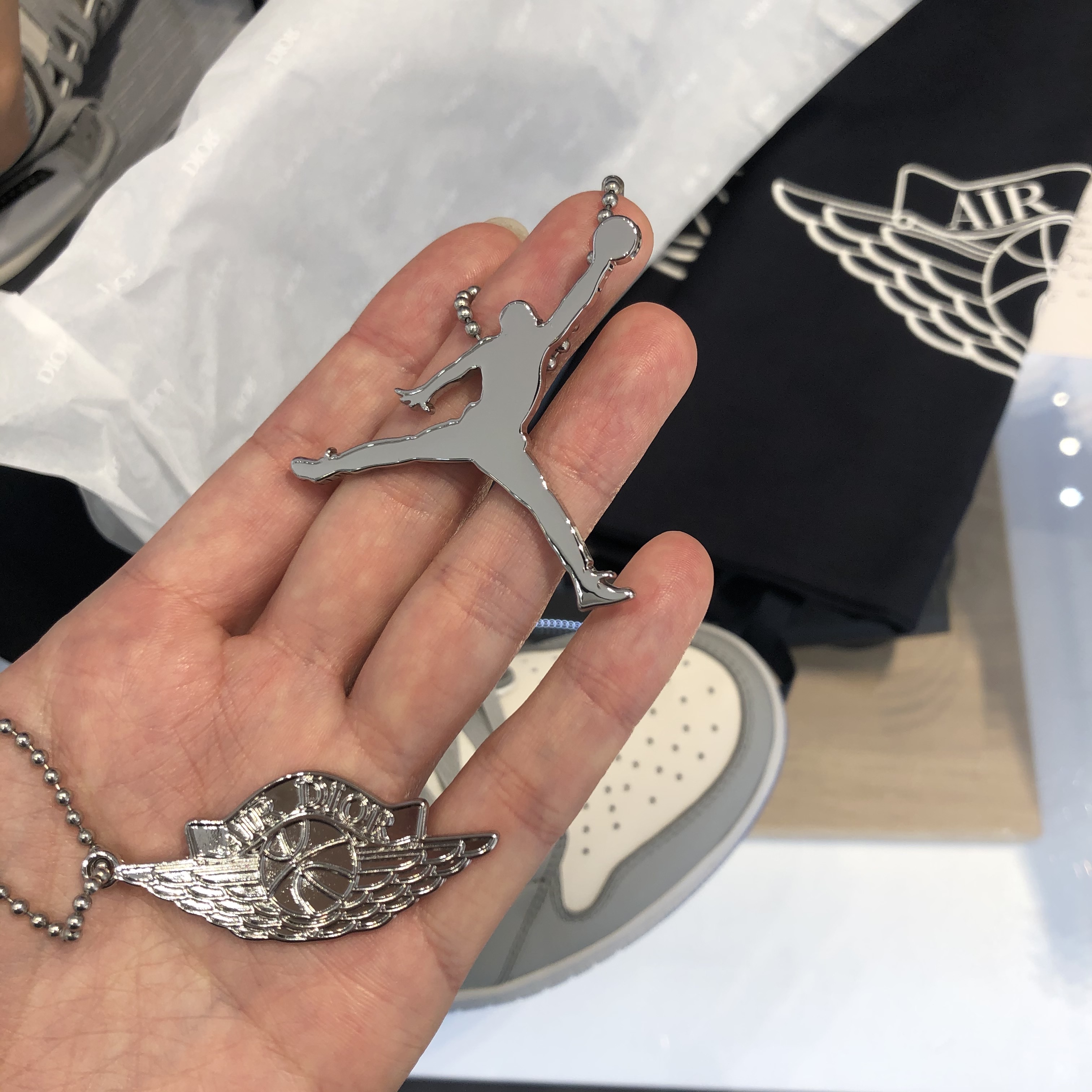 Jordan 1 x Dior High OG 착용 스타일 - 3