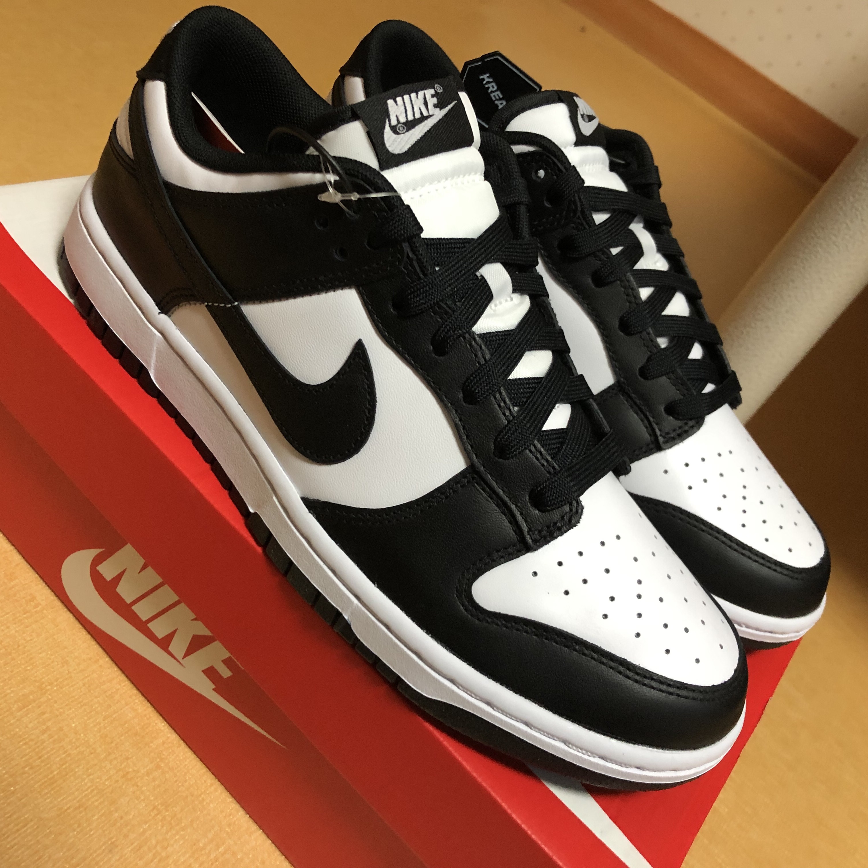 Nike Dunk Low Retro Black 착용 스타일 - 2