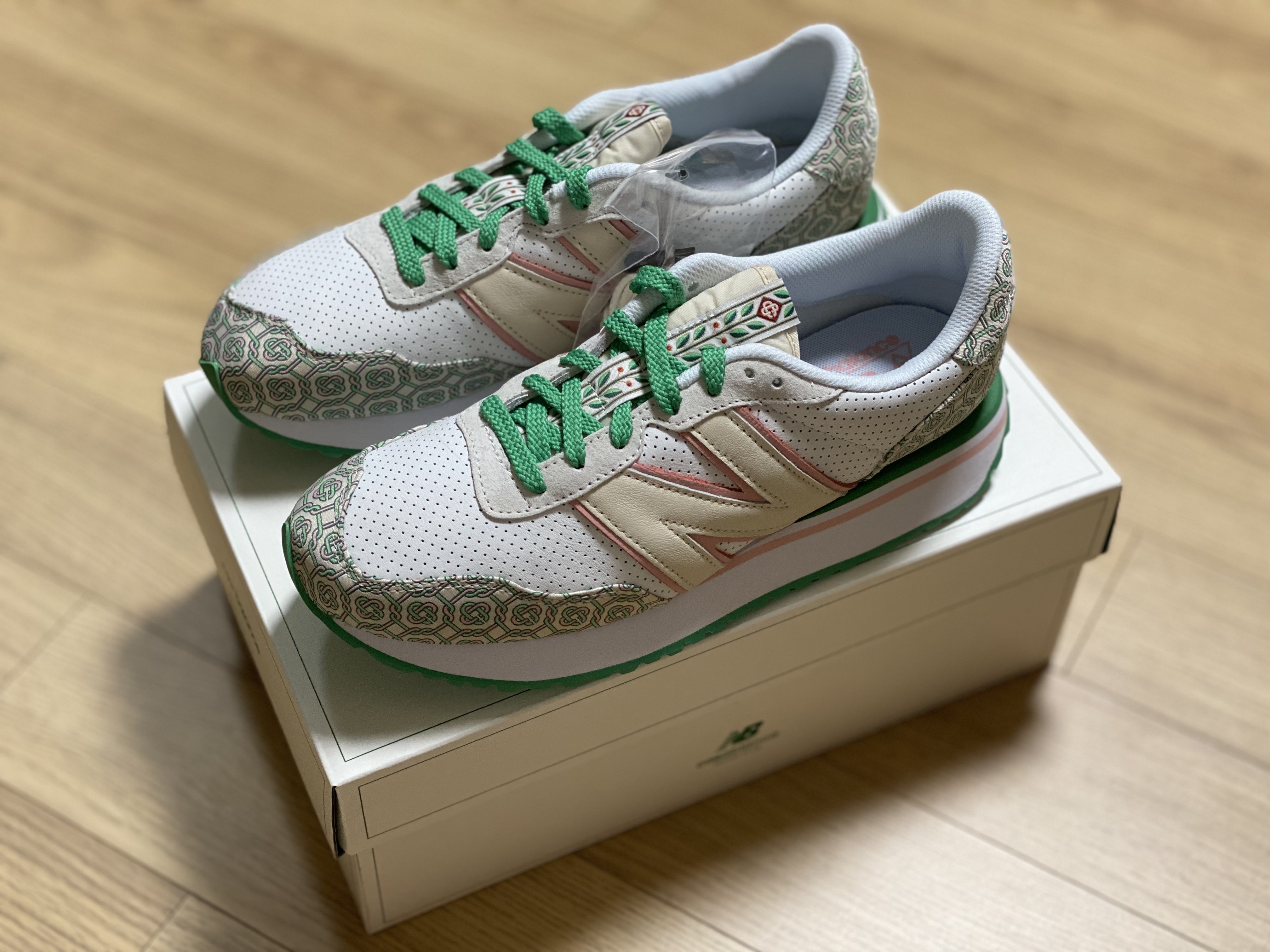 New Balance x Casablanca 237 Idealist Monogram White Green 착용 스타일 - 1
