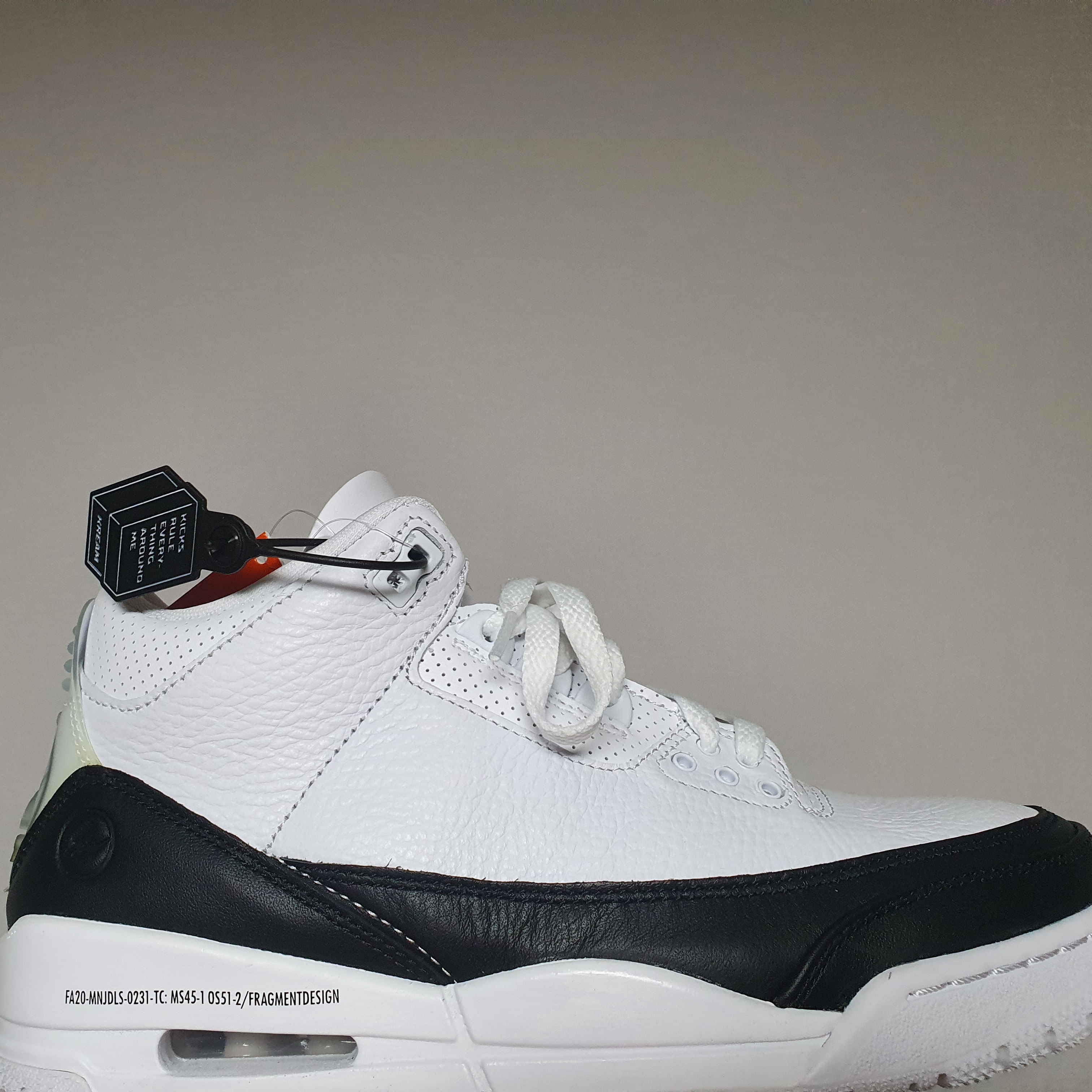 Jordan 3 x Fragment Retro SP White Black 착용 스타일