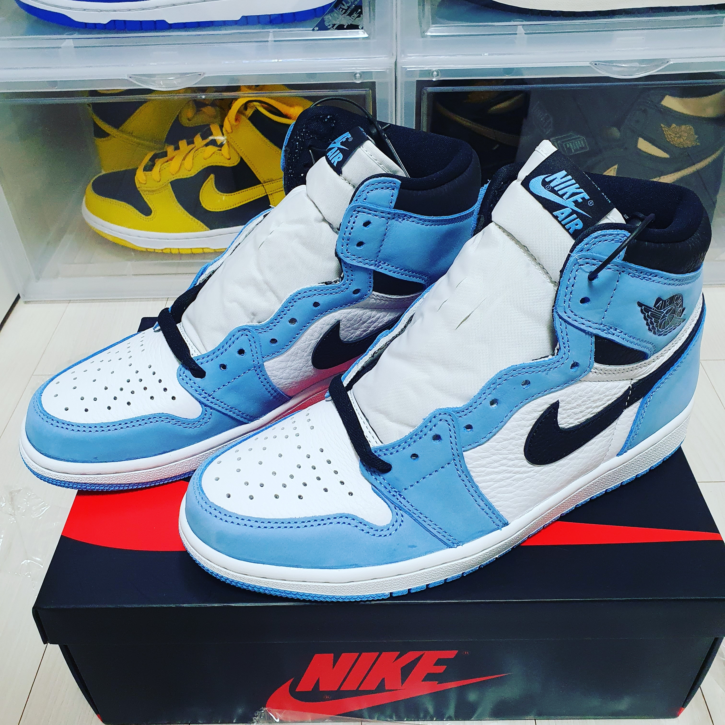 Jordan 1 Retro High OG University Blue 착용 스타일