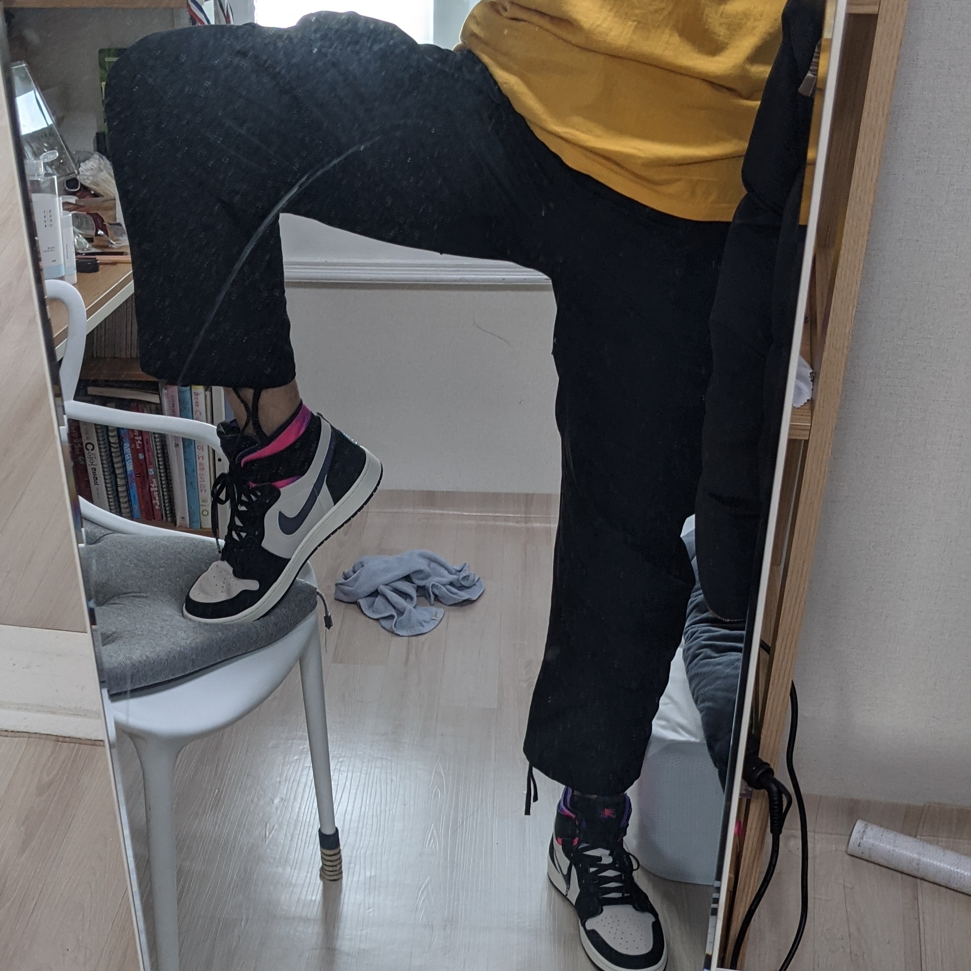 Jordan 1 x Paris Saint-Germain Zoom Air CMFT 착용 스타일 - 4