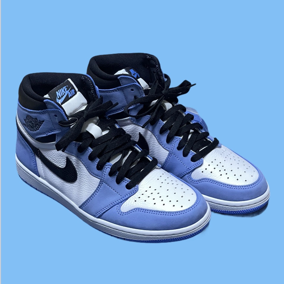 Jordan 1 Retro High OG University Blue 착용 스타일