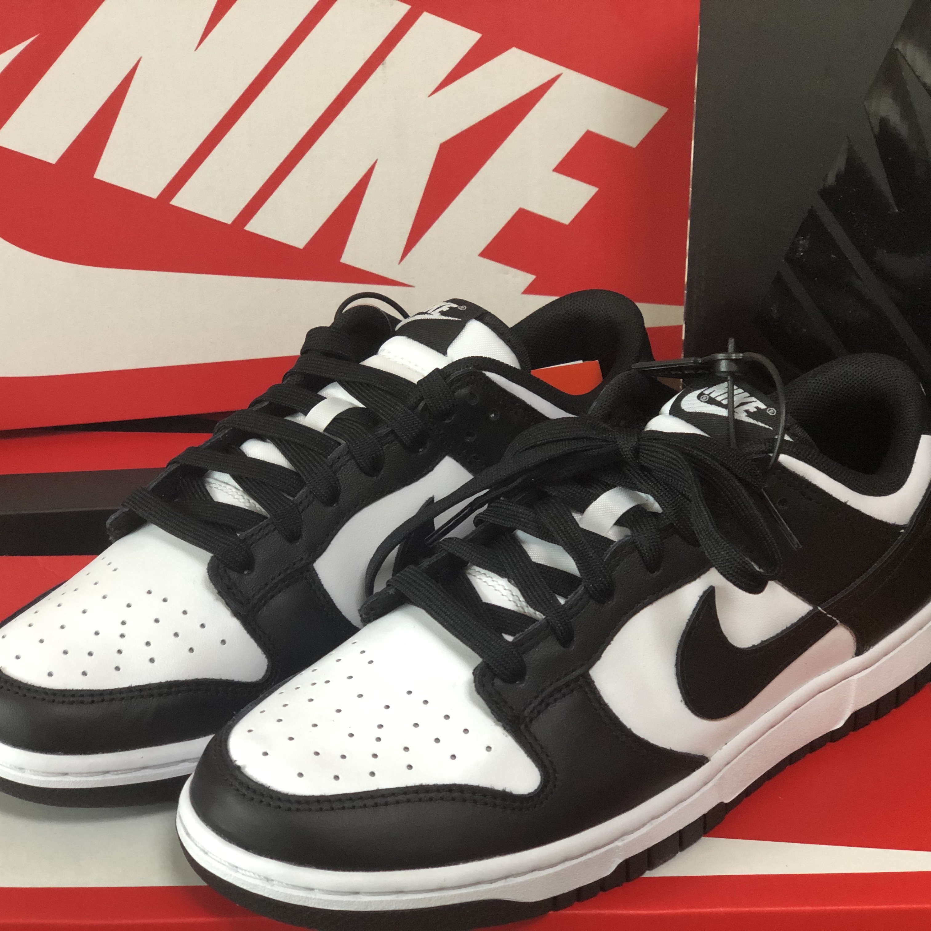 Nike Dunk Low Retro Black 착용 스타일