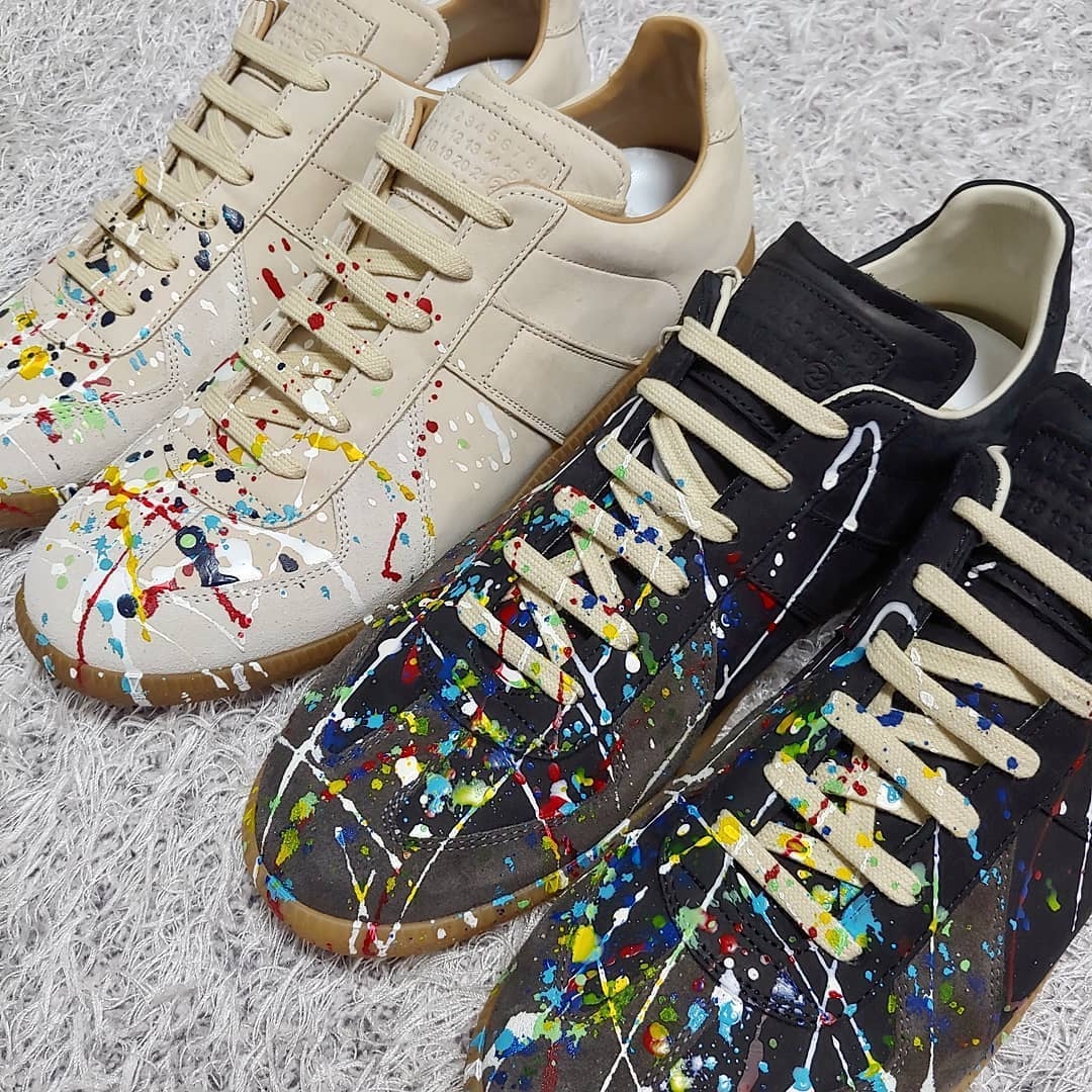 Maison Margiela Replica Paint Drop Sneakers Black, Maison Margiela Calfskin Paint Drop Replica Sneakers Black 착용 스타일 - 1