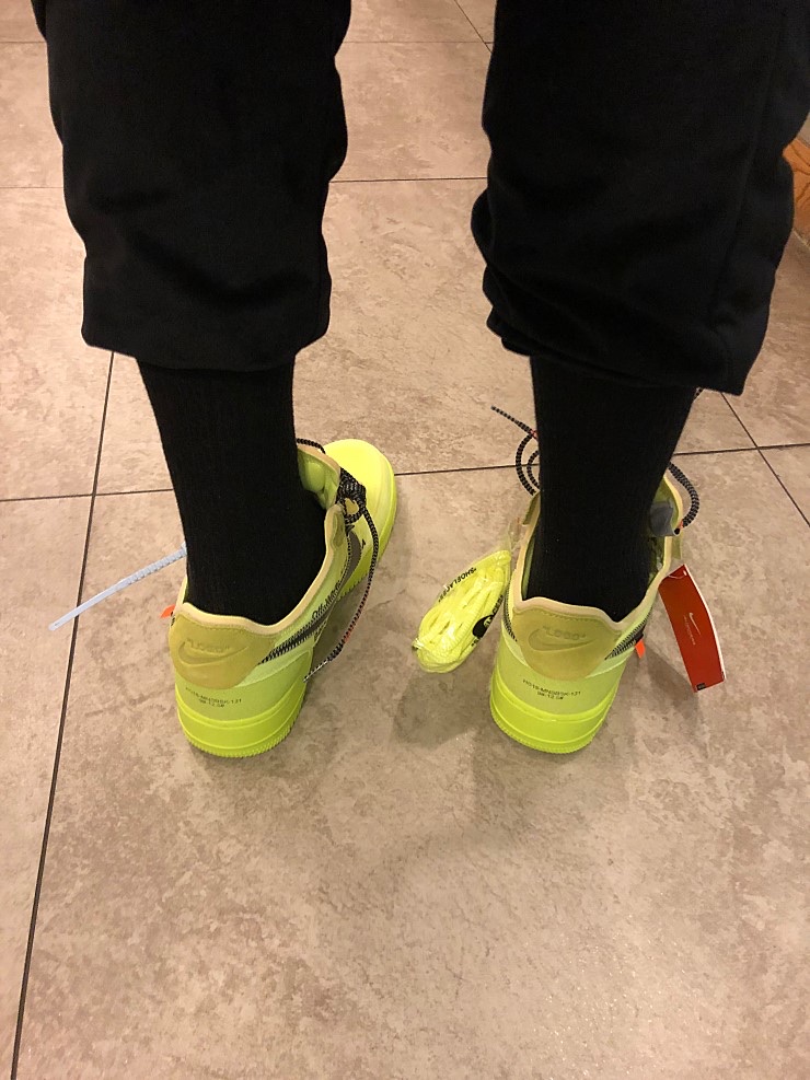 Nike x Off-White Air Force 1 Low Volt 착용 스타일 - 4