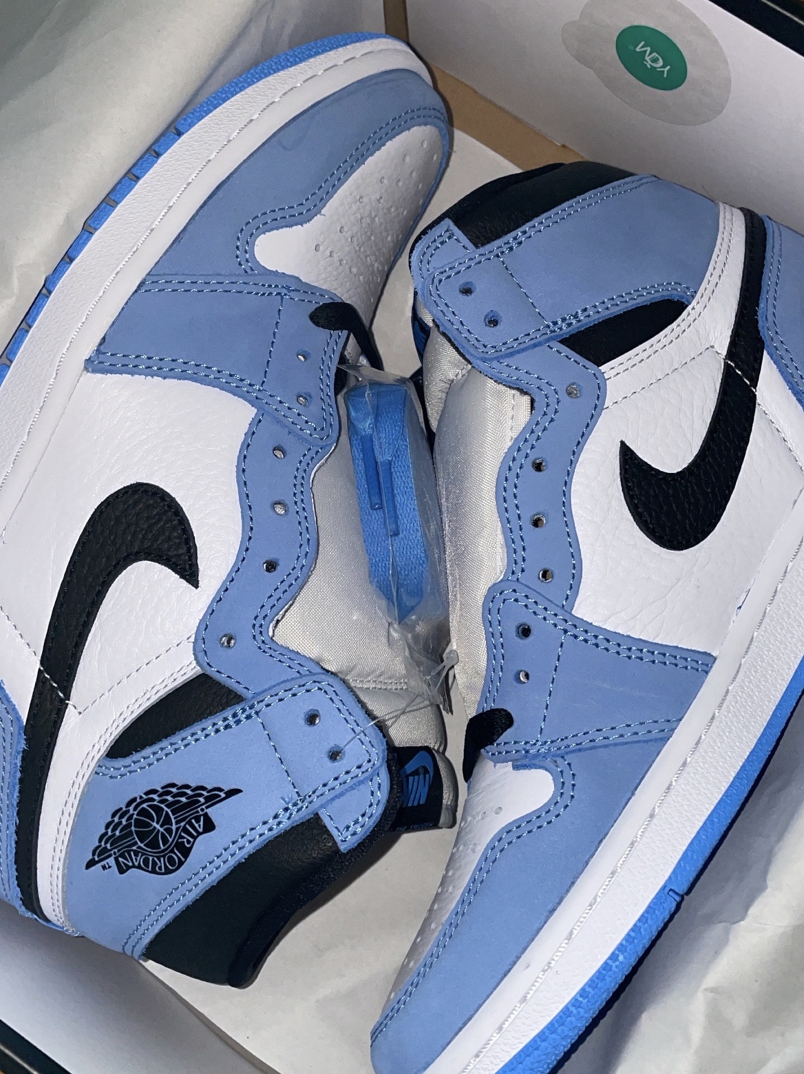 Jordan 1 Retro High OG University Blue, (GS) Jordan 1 Retro High OG University Blue 착용 스타일