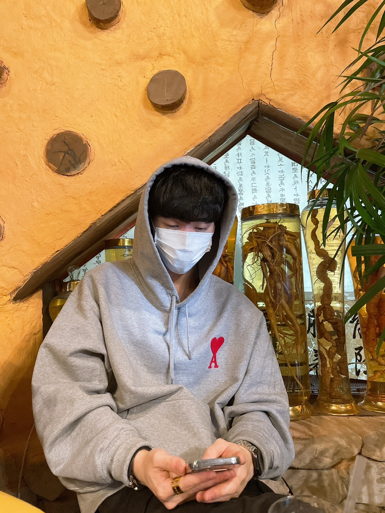 KREAM 프로필 이미지