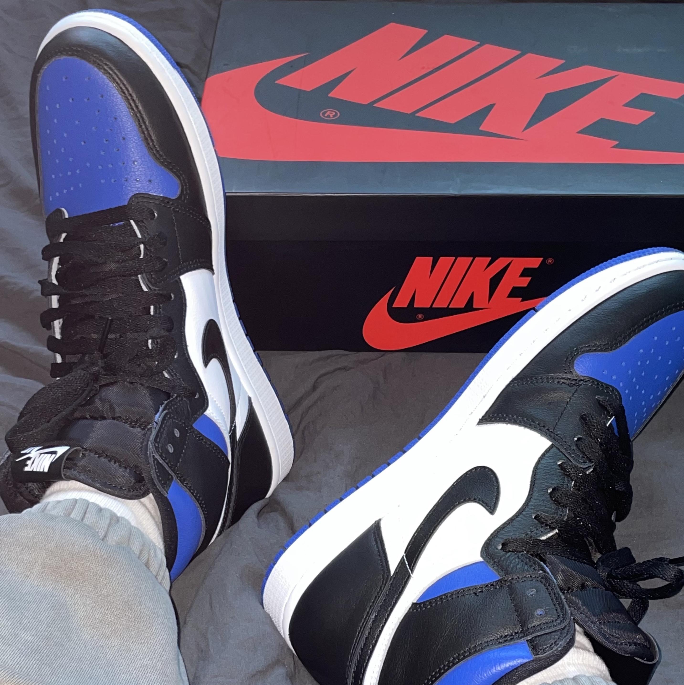 Jordan 1 Retro High OG Royal Toe 착용 스타일